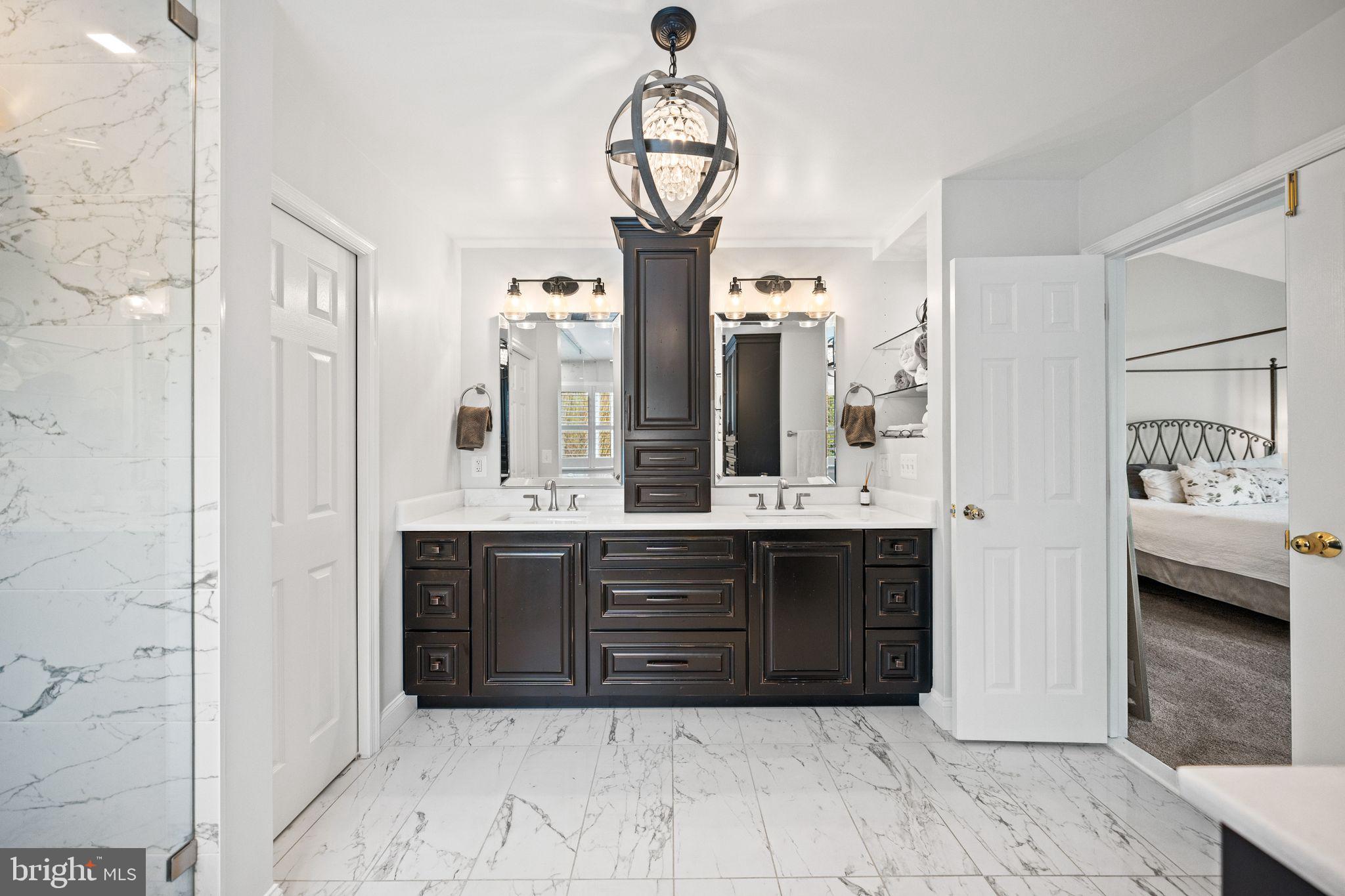 GOVERNORS RUN - Residential