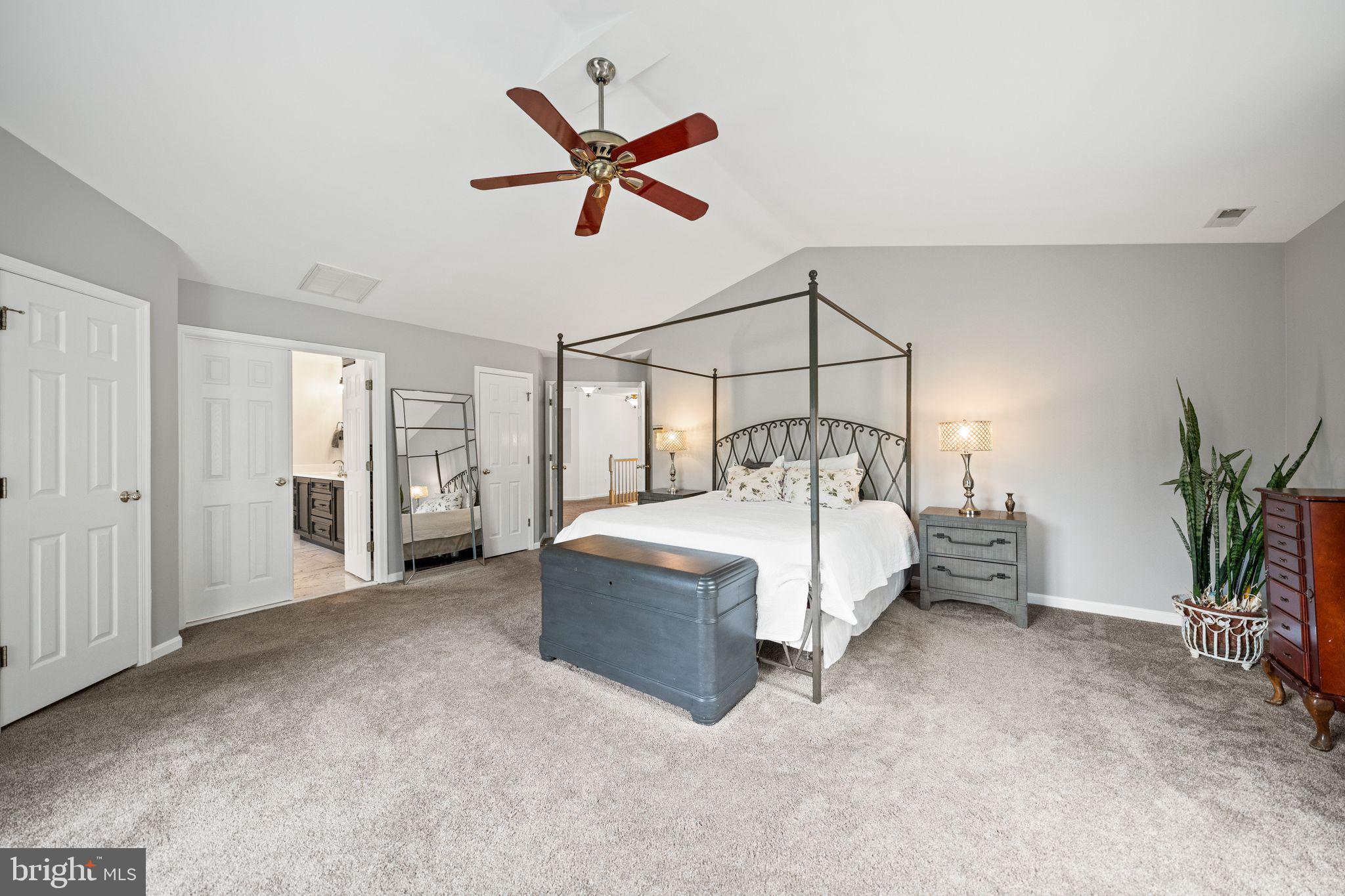 GOVERNORS RUN - Residential