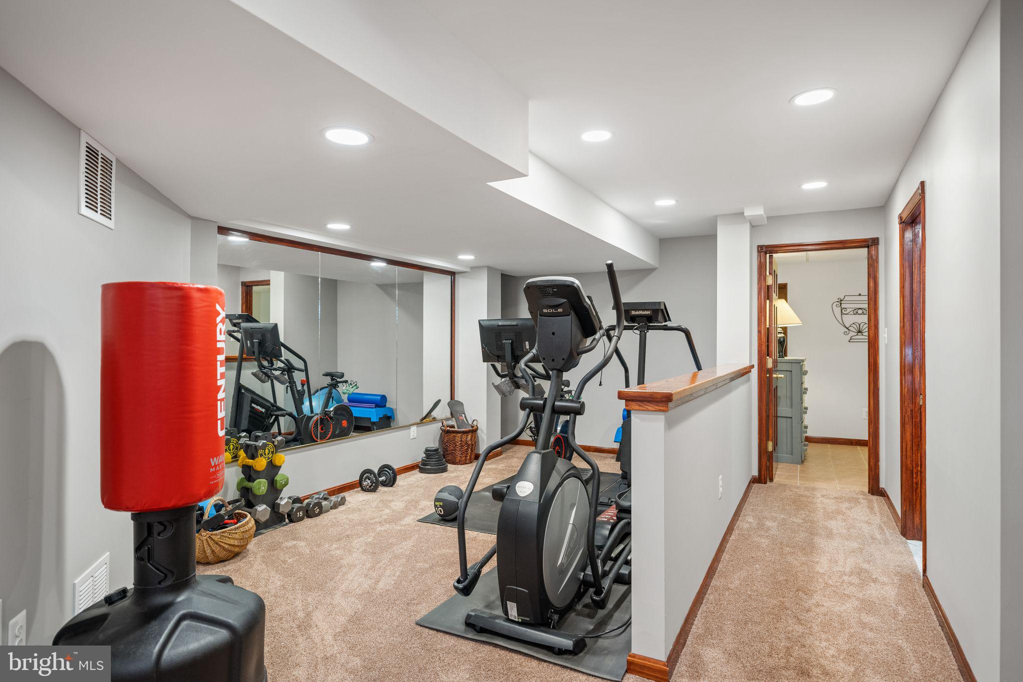 GOVERNORS RUN - Residential