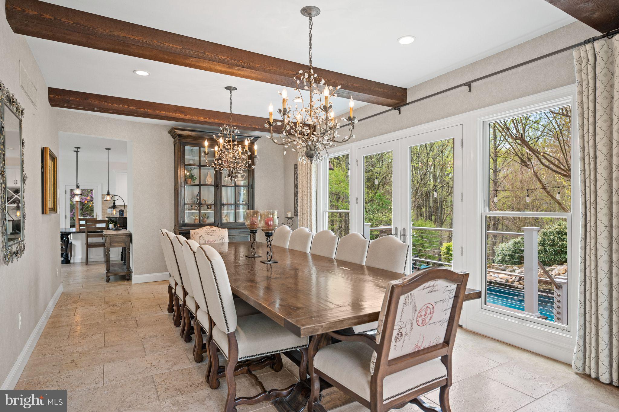 GOVERNORS RUN - Residential