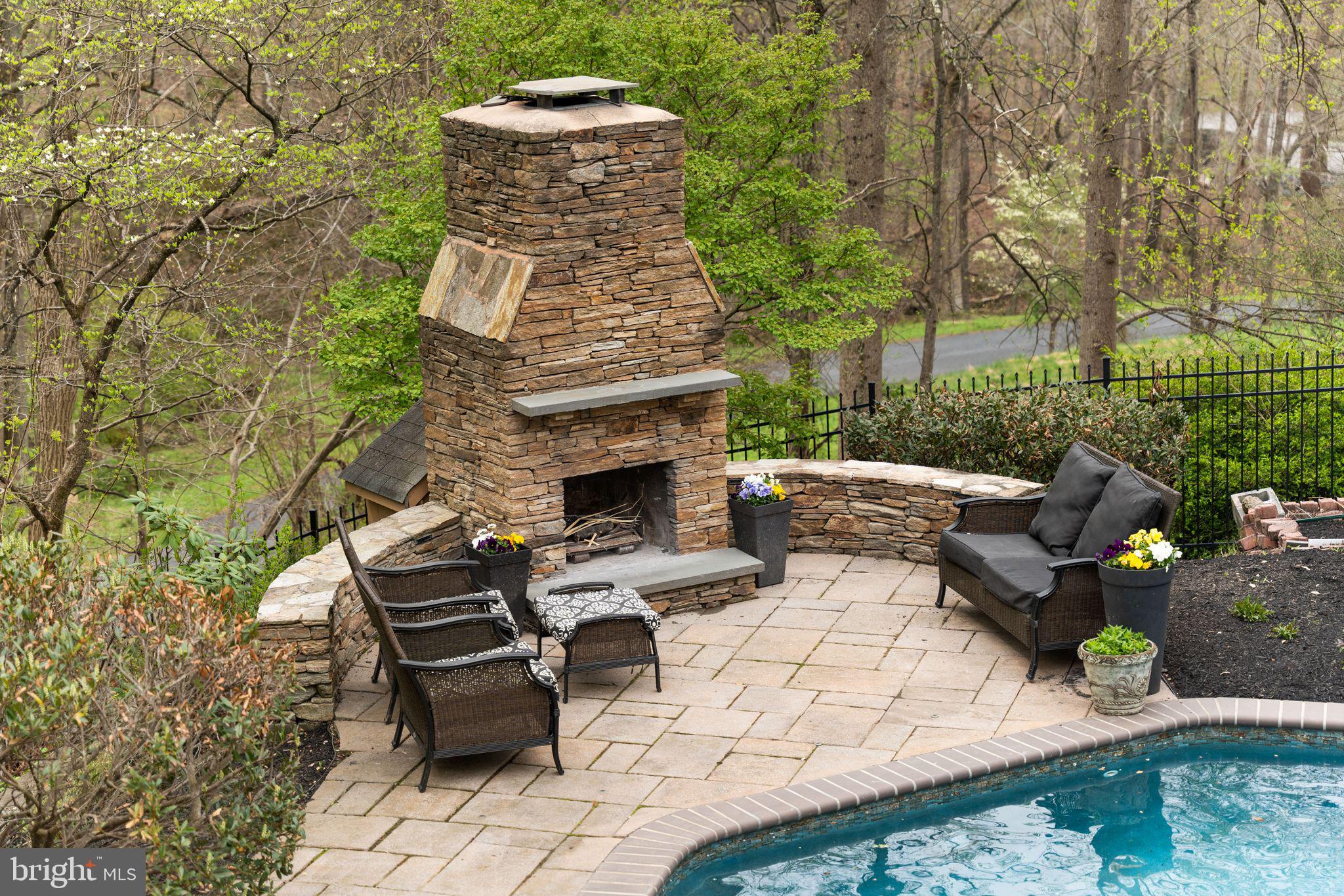 GOVERNORS RUN - Residential