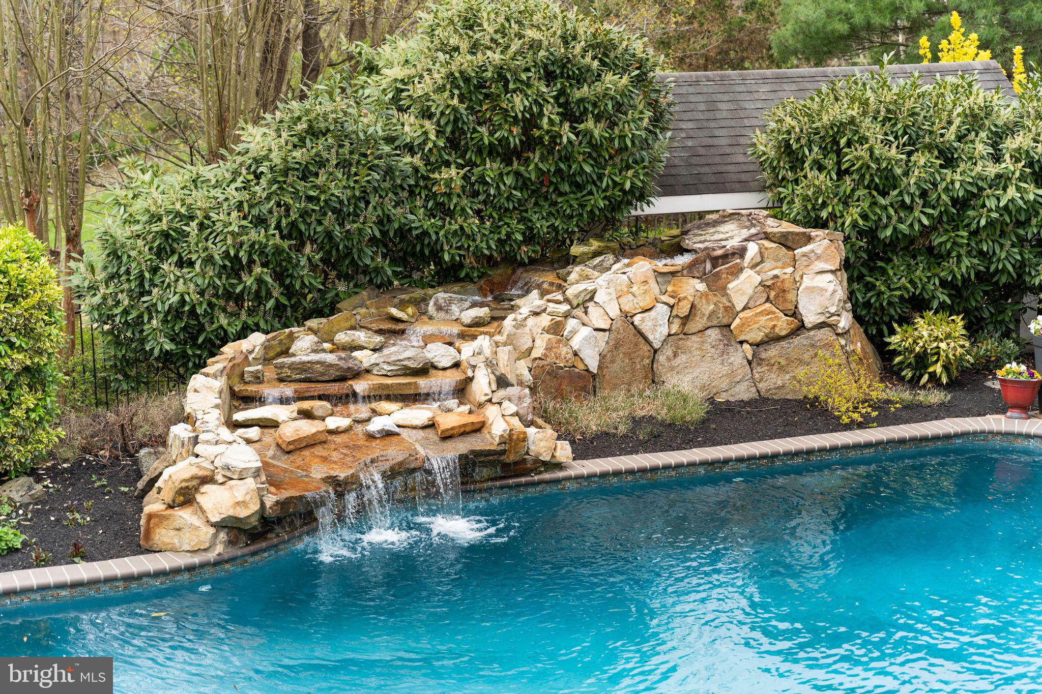 GOVERNORS RUN - Residential