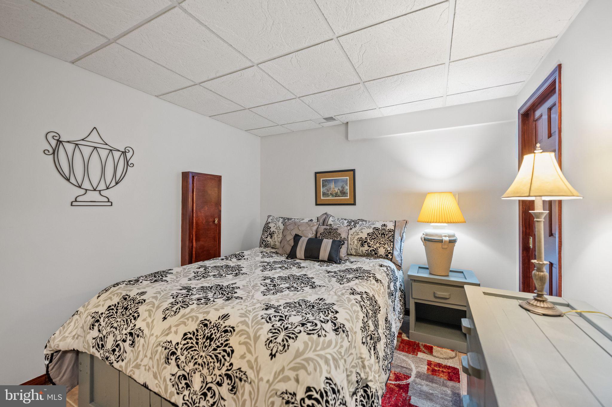 GOVERNORS RUN - Residential