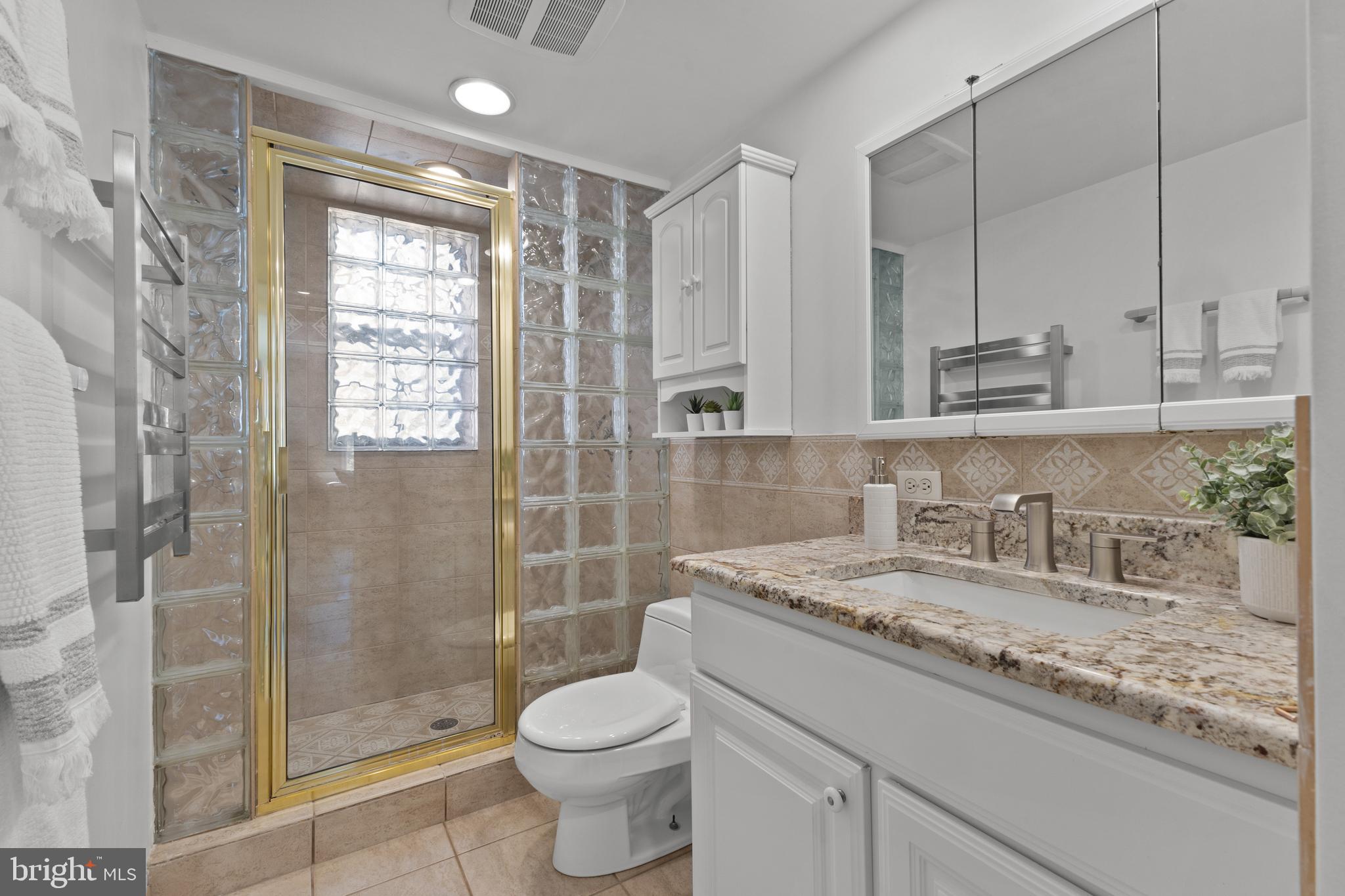 HARBOR TERRACE - Residential