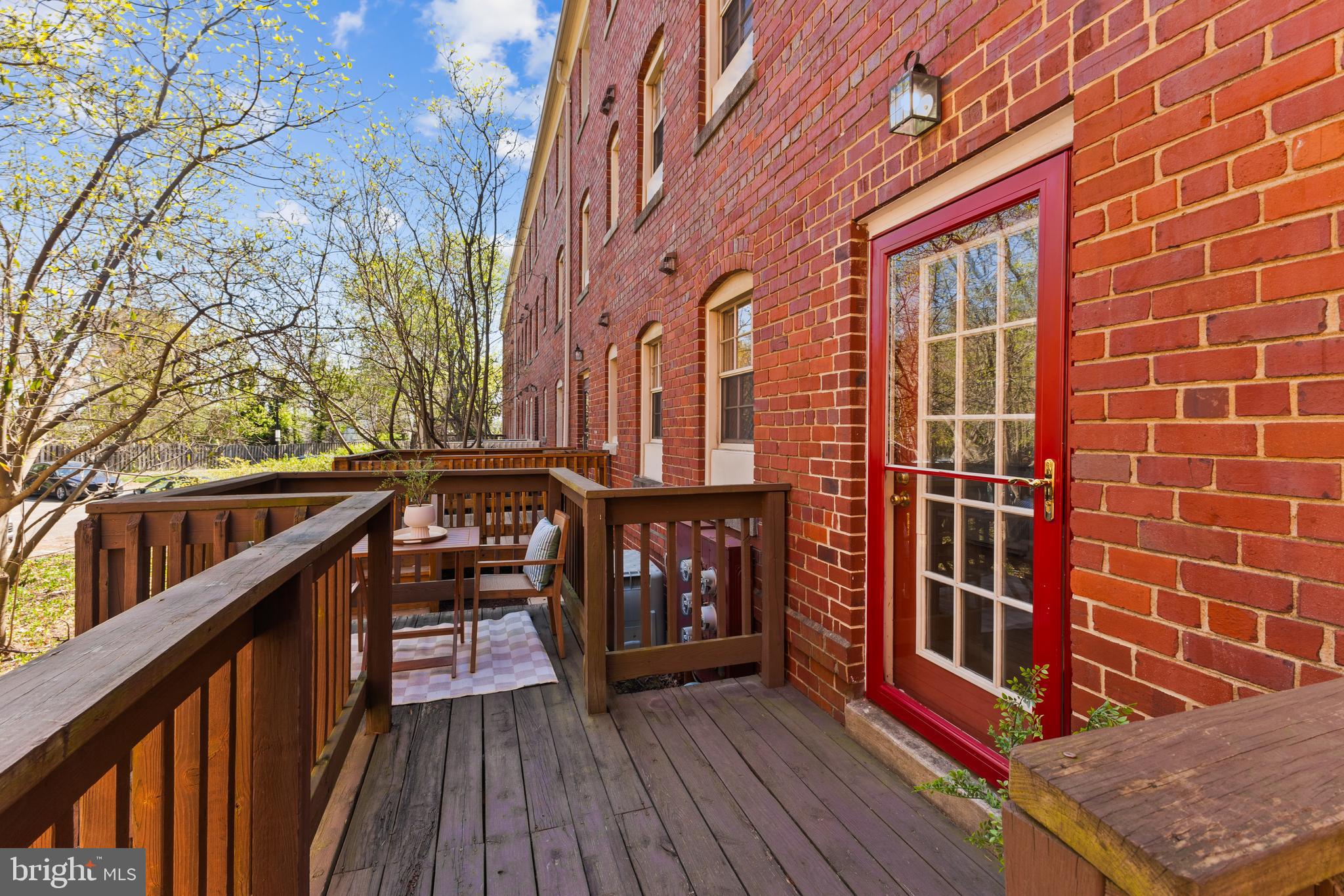 HARBOR TERRACE - Residential