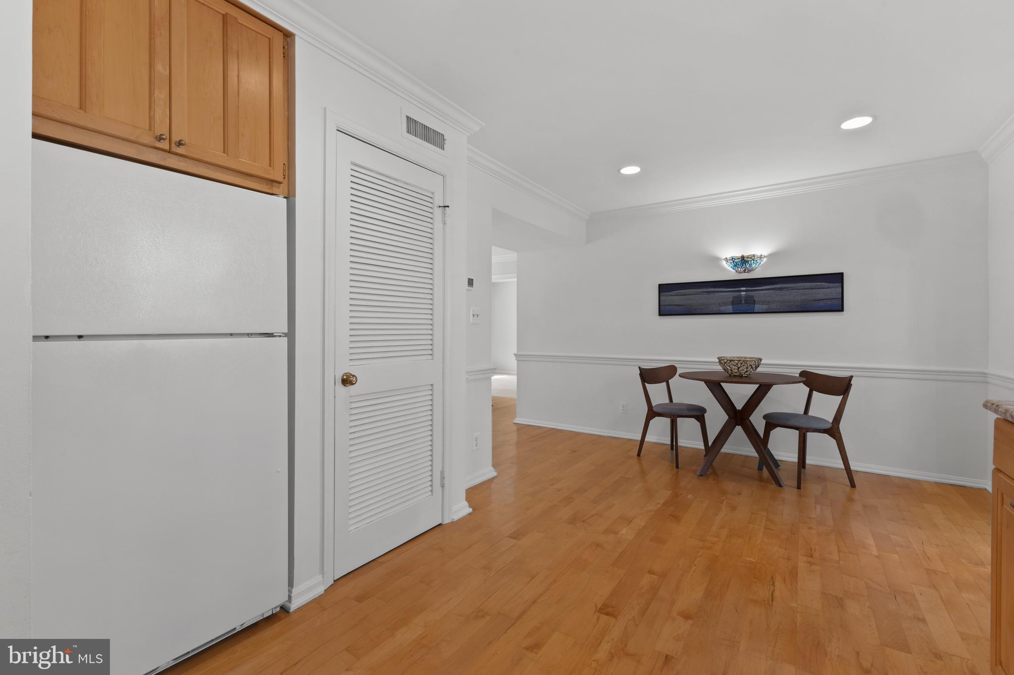 HARBOR TERRACE - Residential