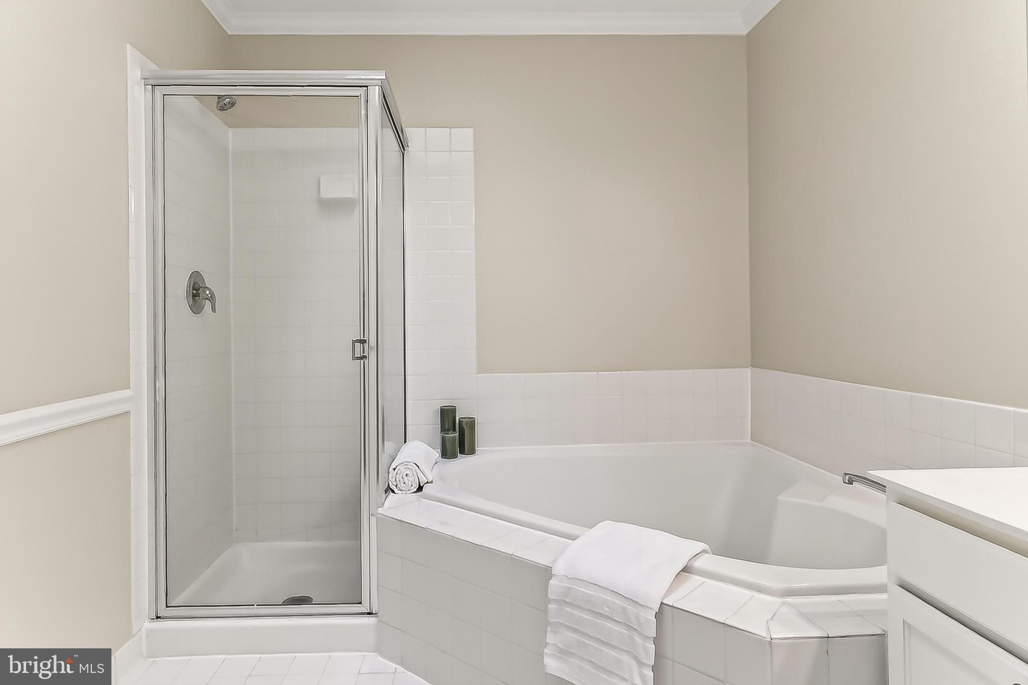 ROCKPOINTE - Residential