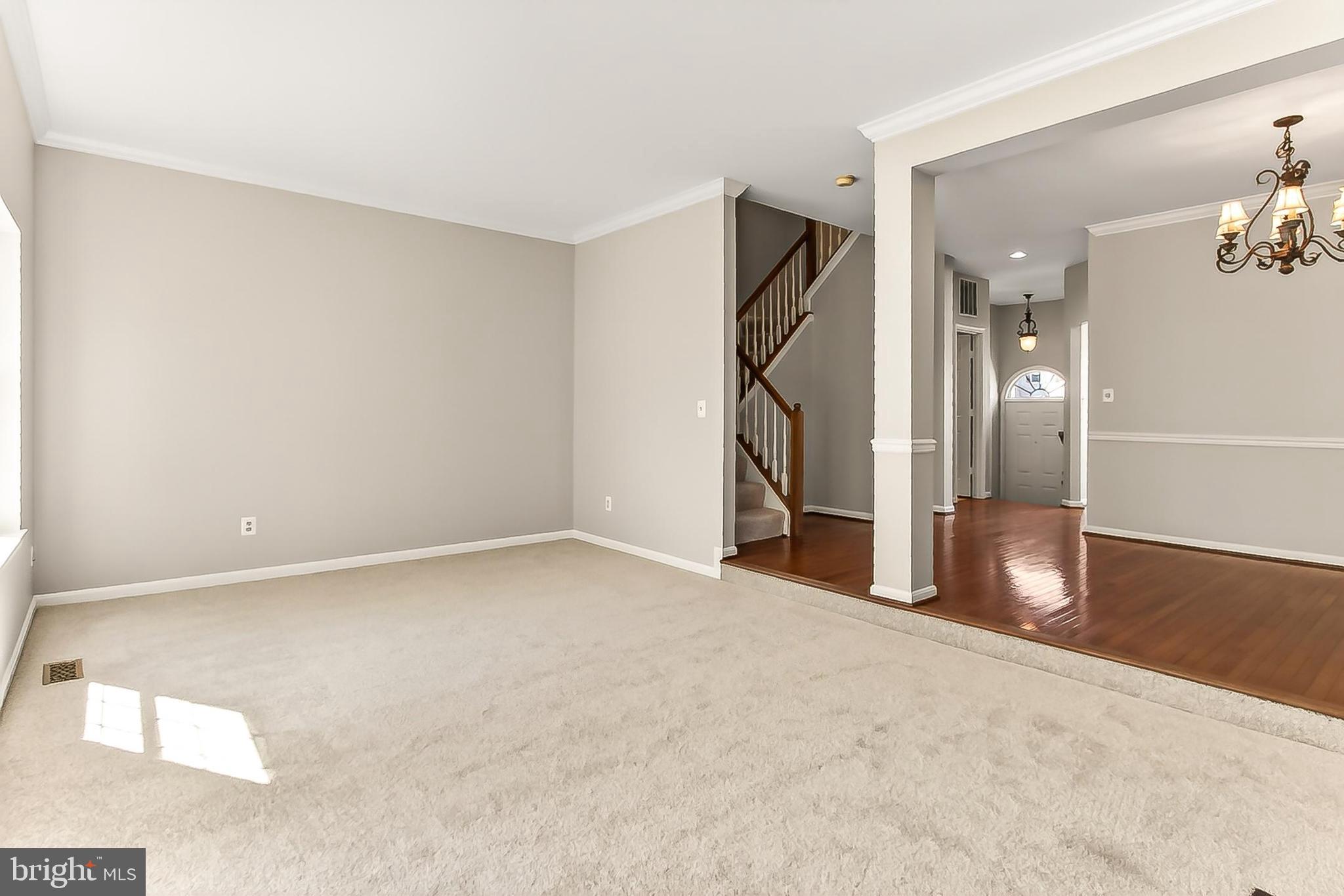 ROCKPOINTE - Residential