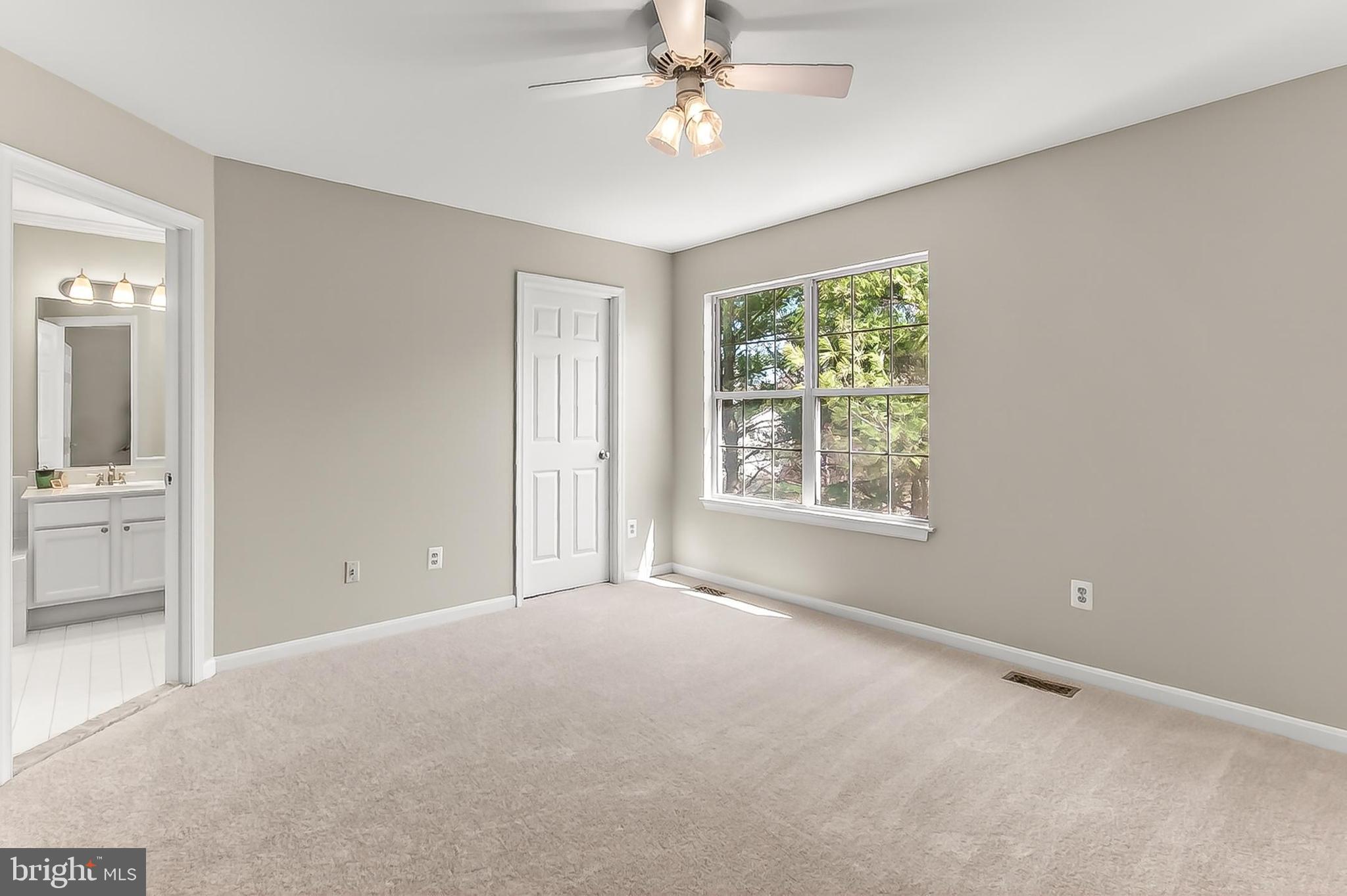 ROCKPOINTE - Residential