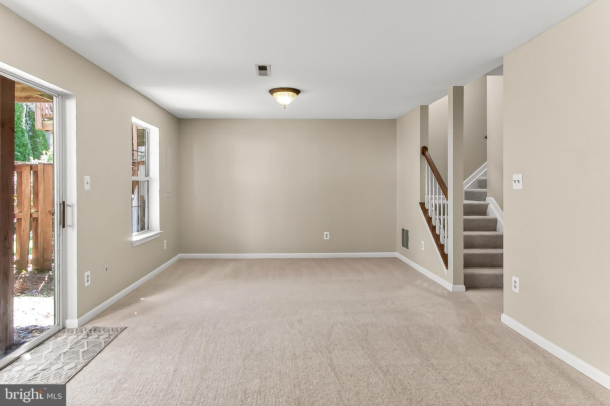 ROCKPOINTE - Residential