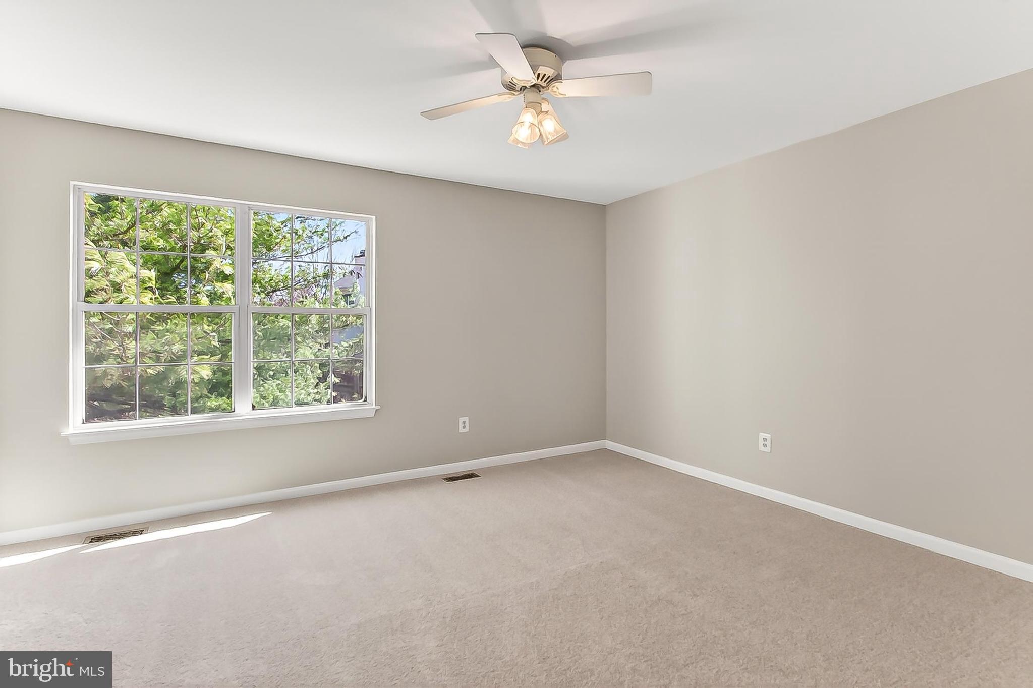 ROCKPOINTE - Residential