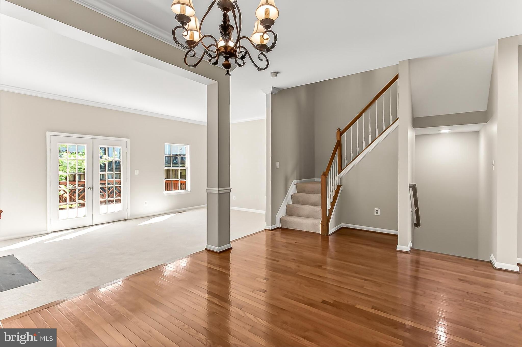 ROCKPOINTE - Residential