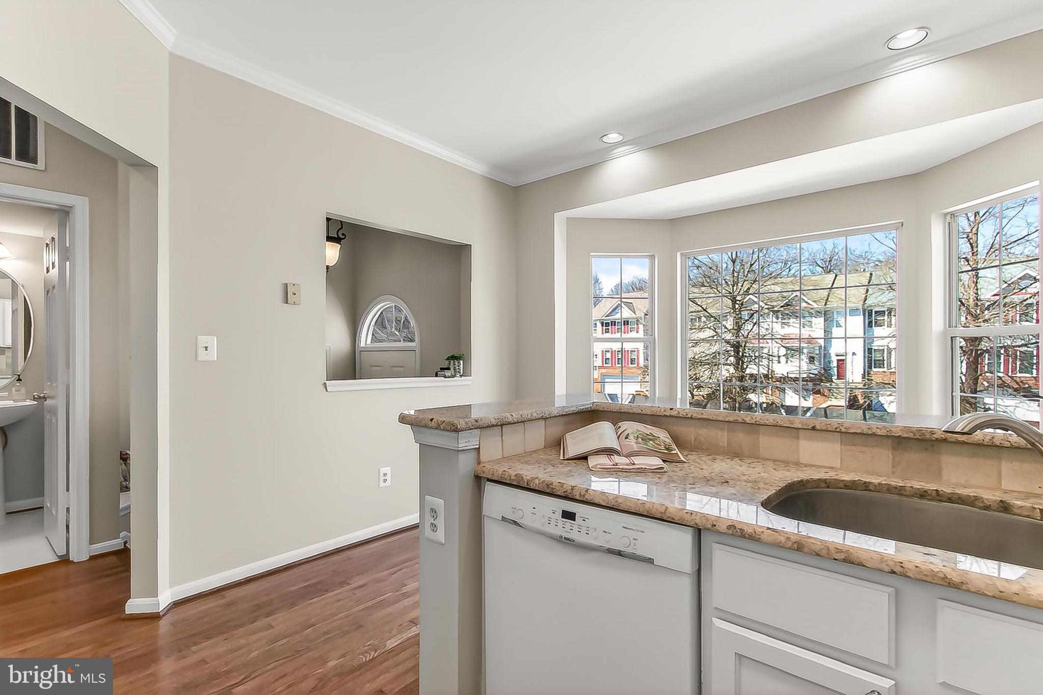 ROCKPOINTE - Residential