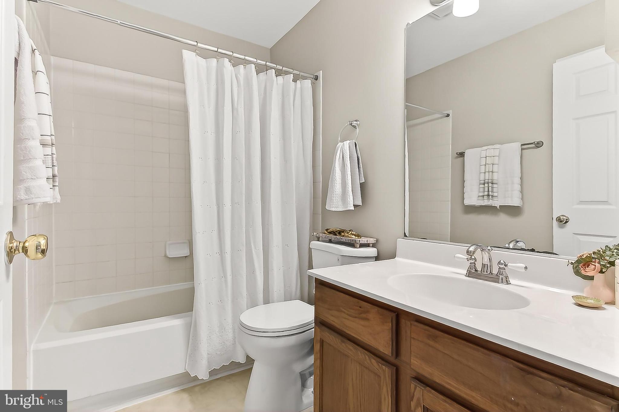 ROCKPOINTE - Residential