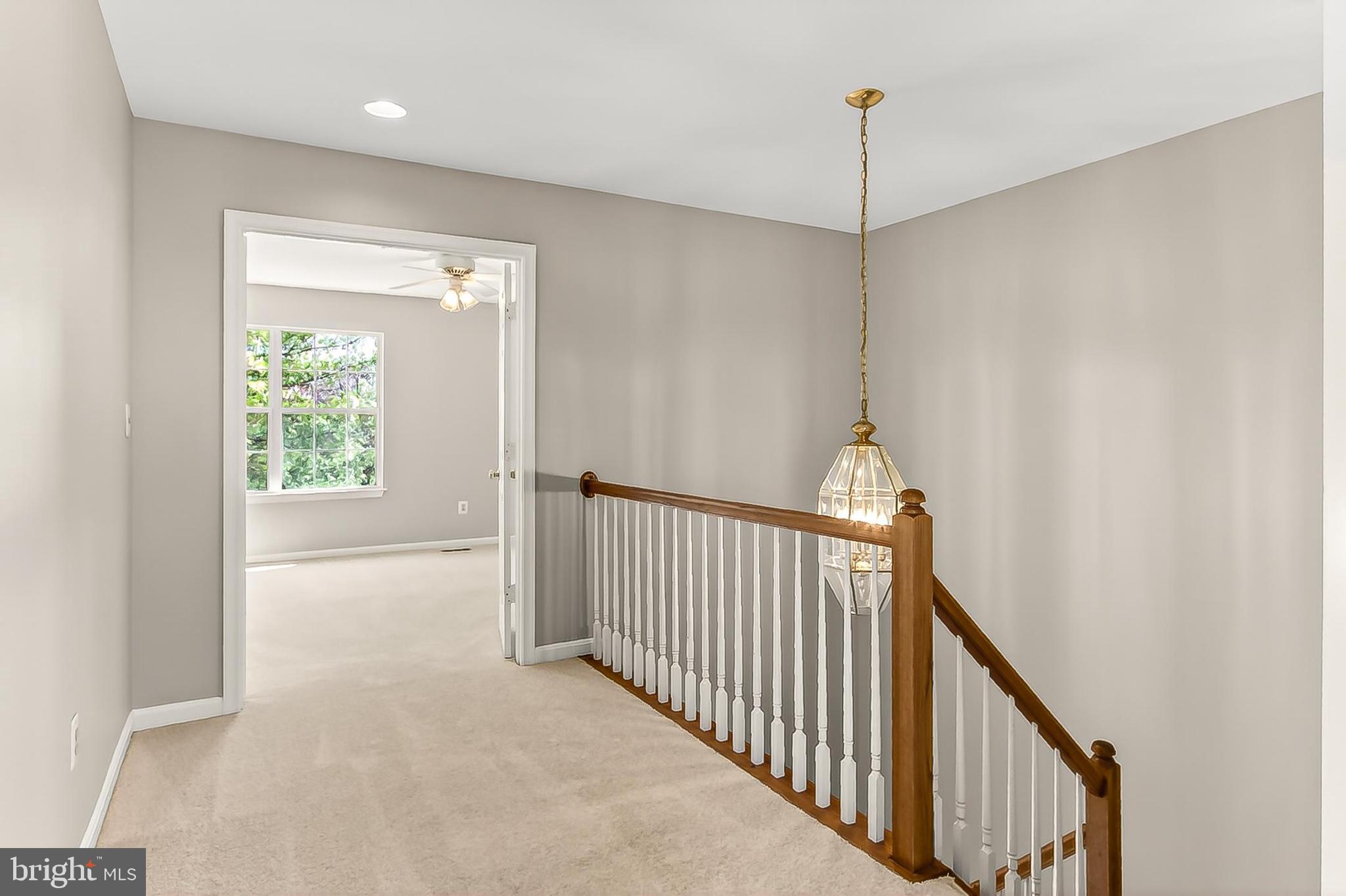 ROCKPOINTE - Residential