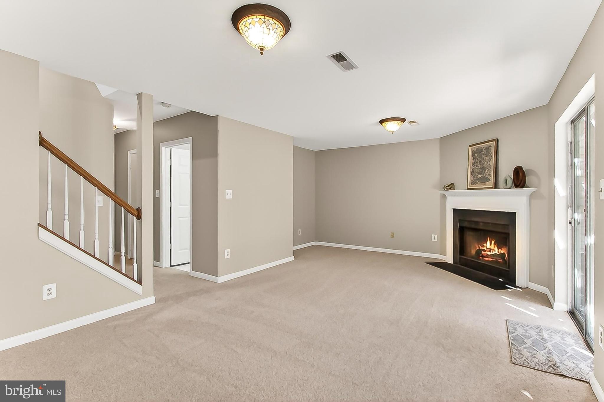 ROCKPOINTE - Residential