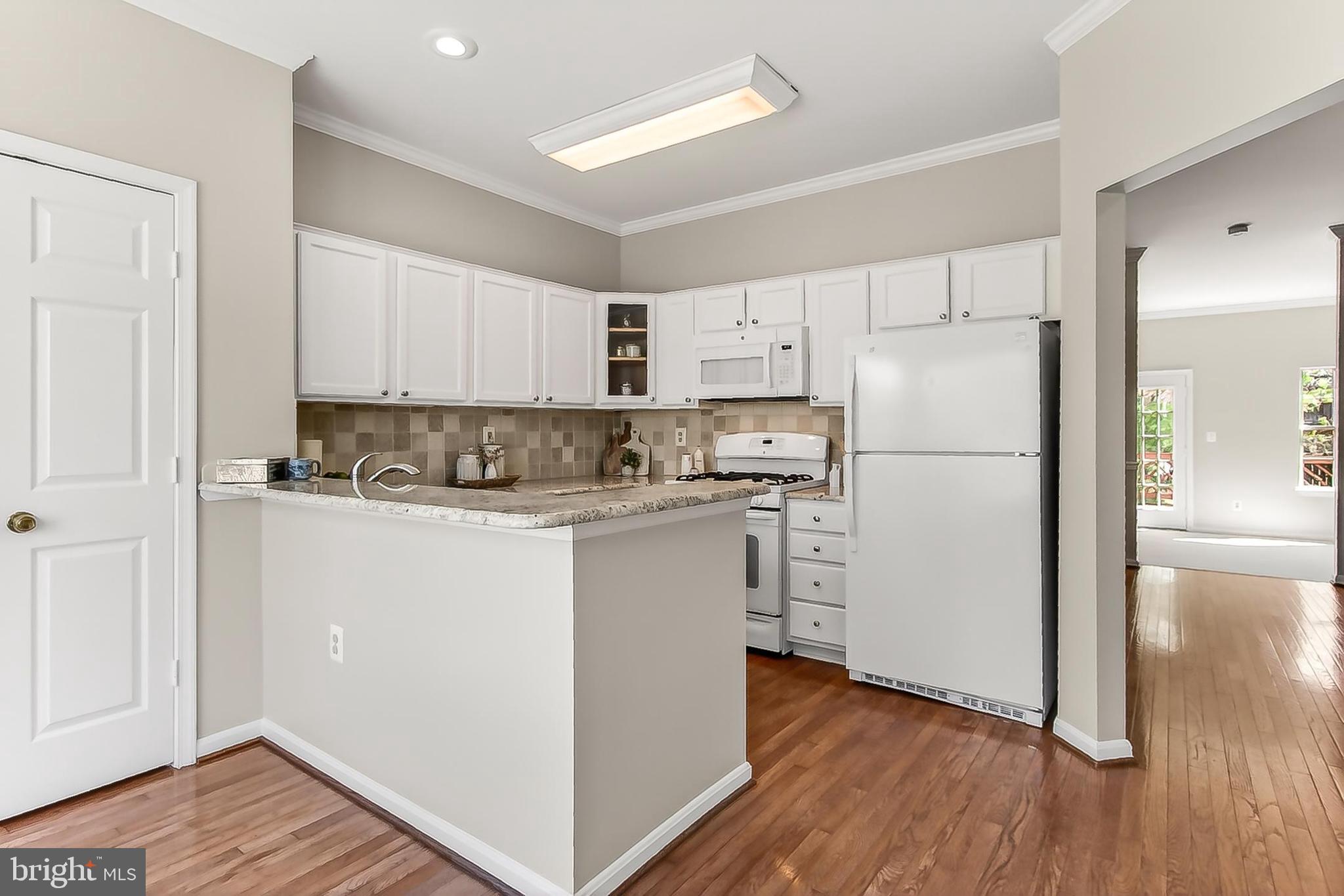 ROCKPOINTE - Residential