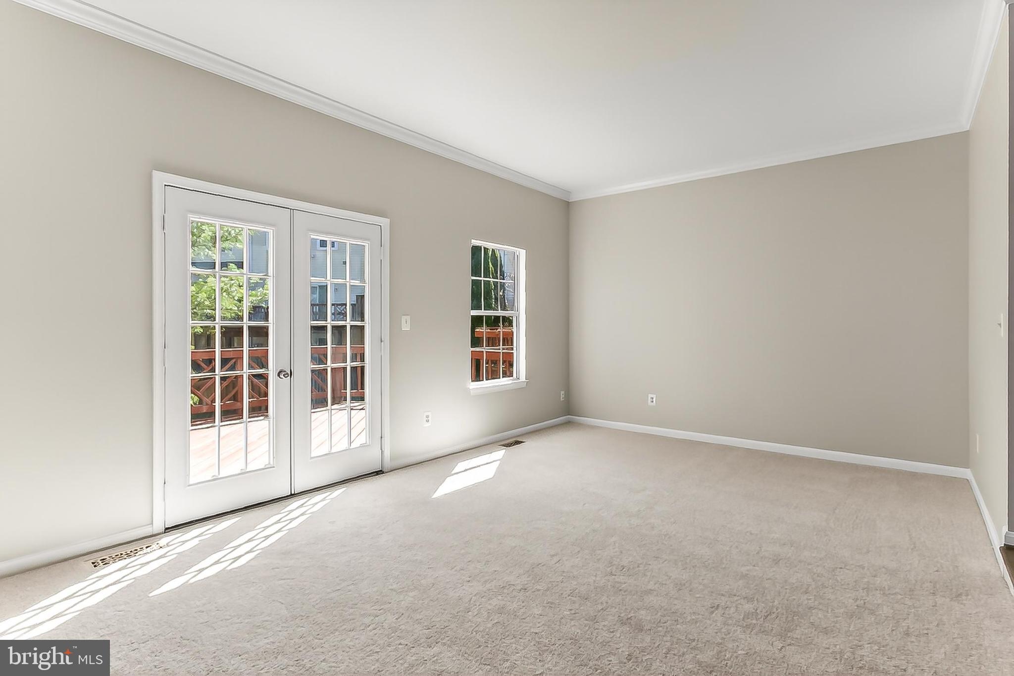 ROCKPOINTE - Residential