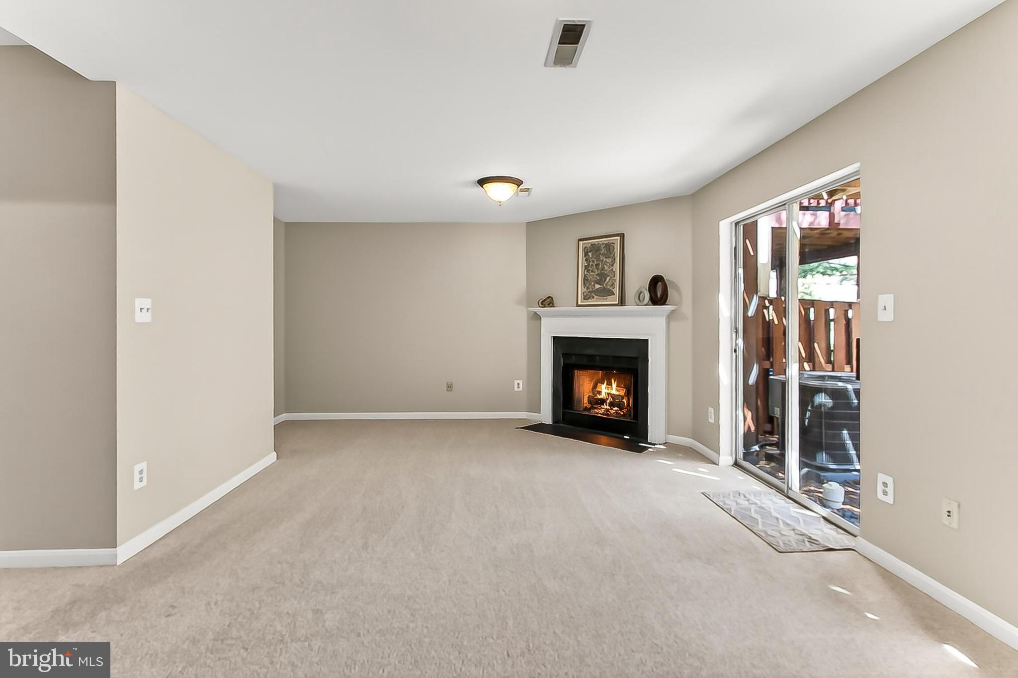 ROCKPOINTE - Residential