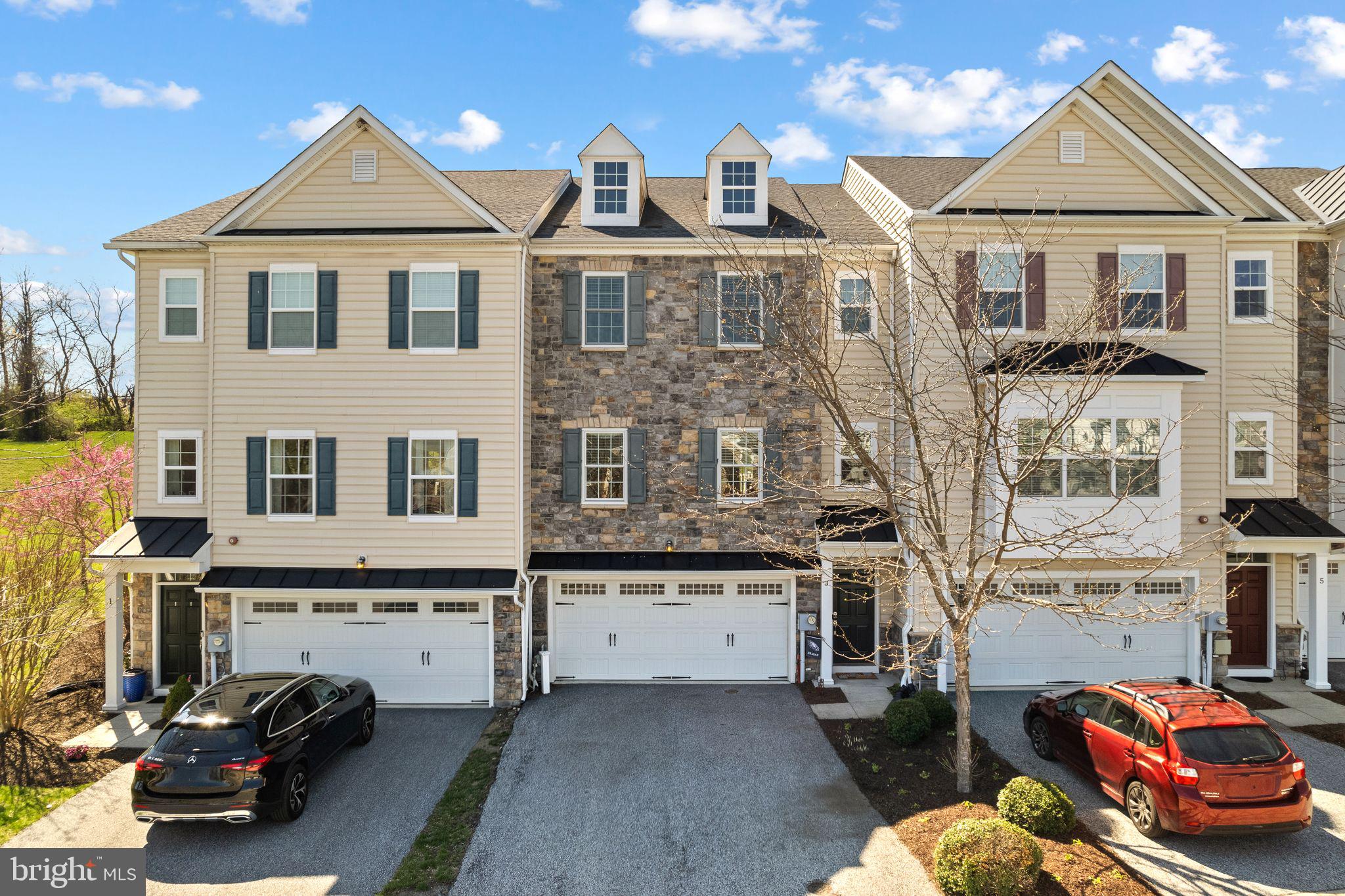 THE RES AT ROSE TREE - Residential