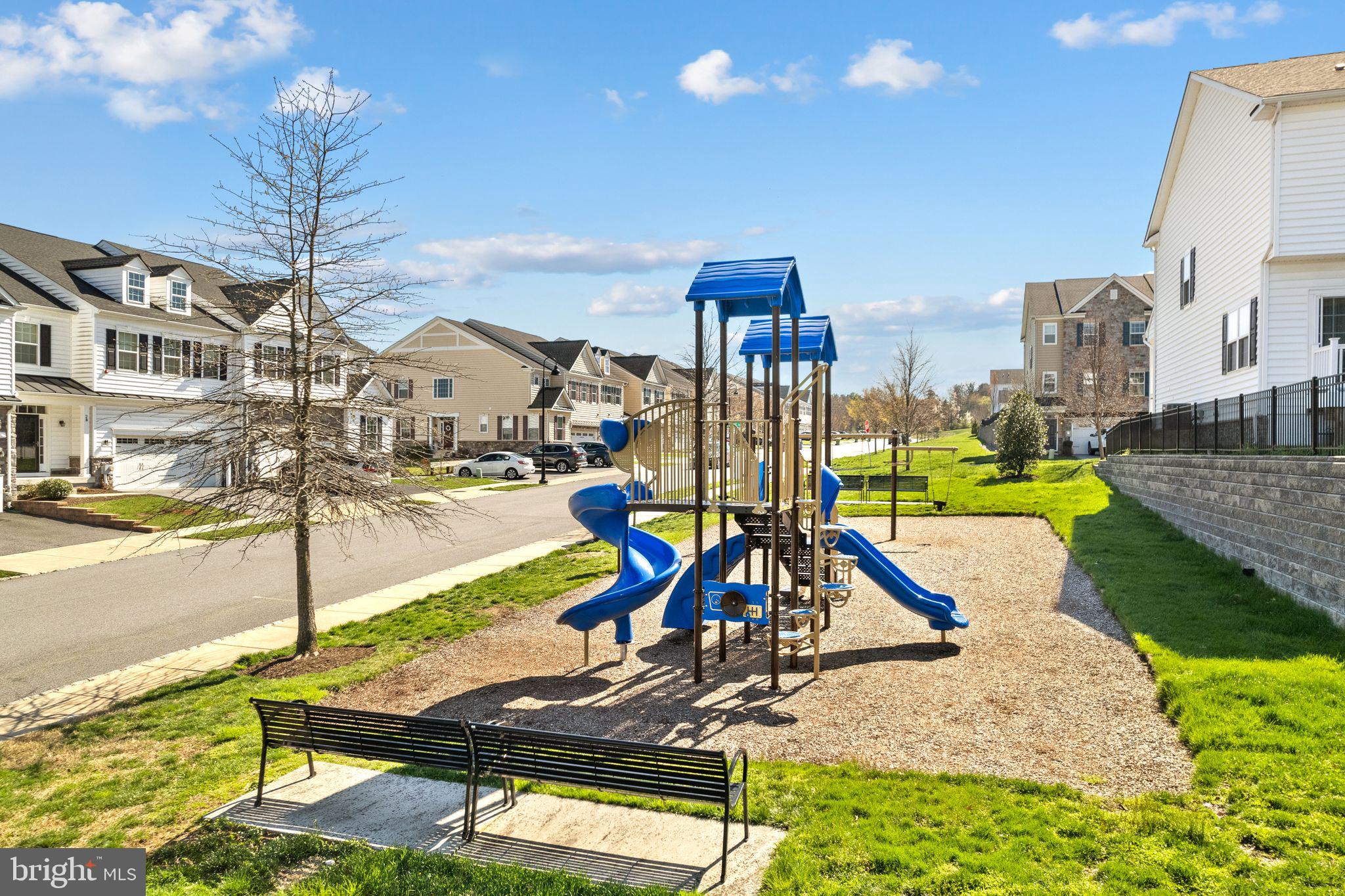 THE RES AT ROSE TREE - Residential