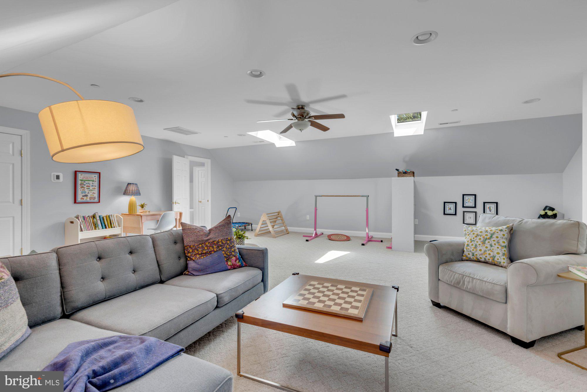 WEST ANNAPOLIS - Residential