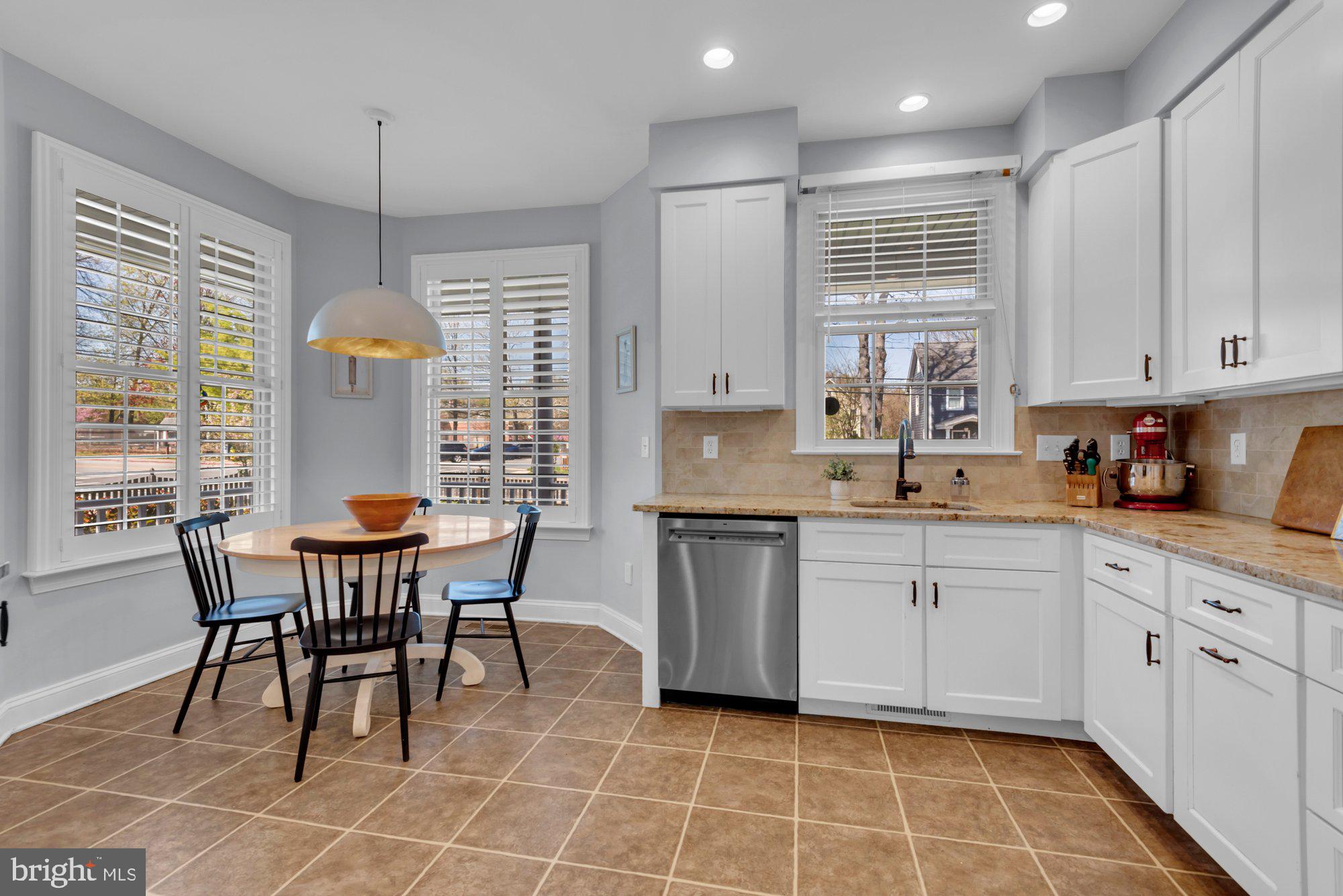 WEST ANNAPOLIS - Residential