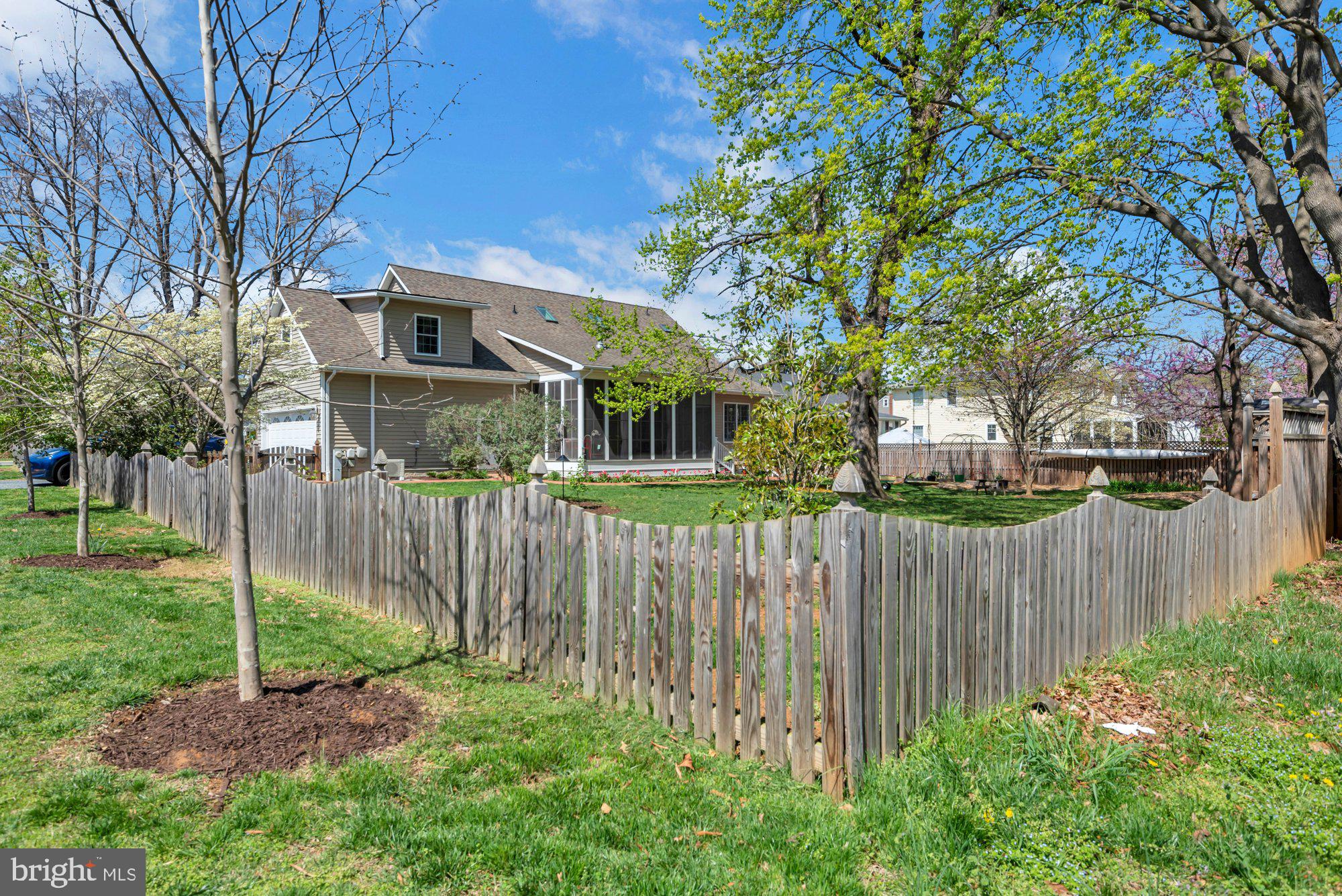 WEST ANNAPOLIS - Residential