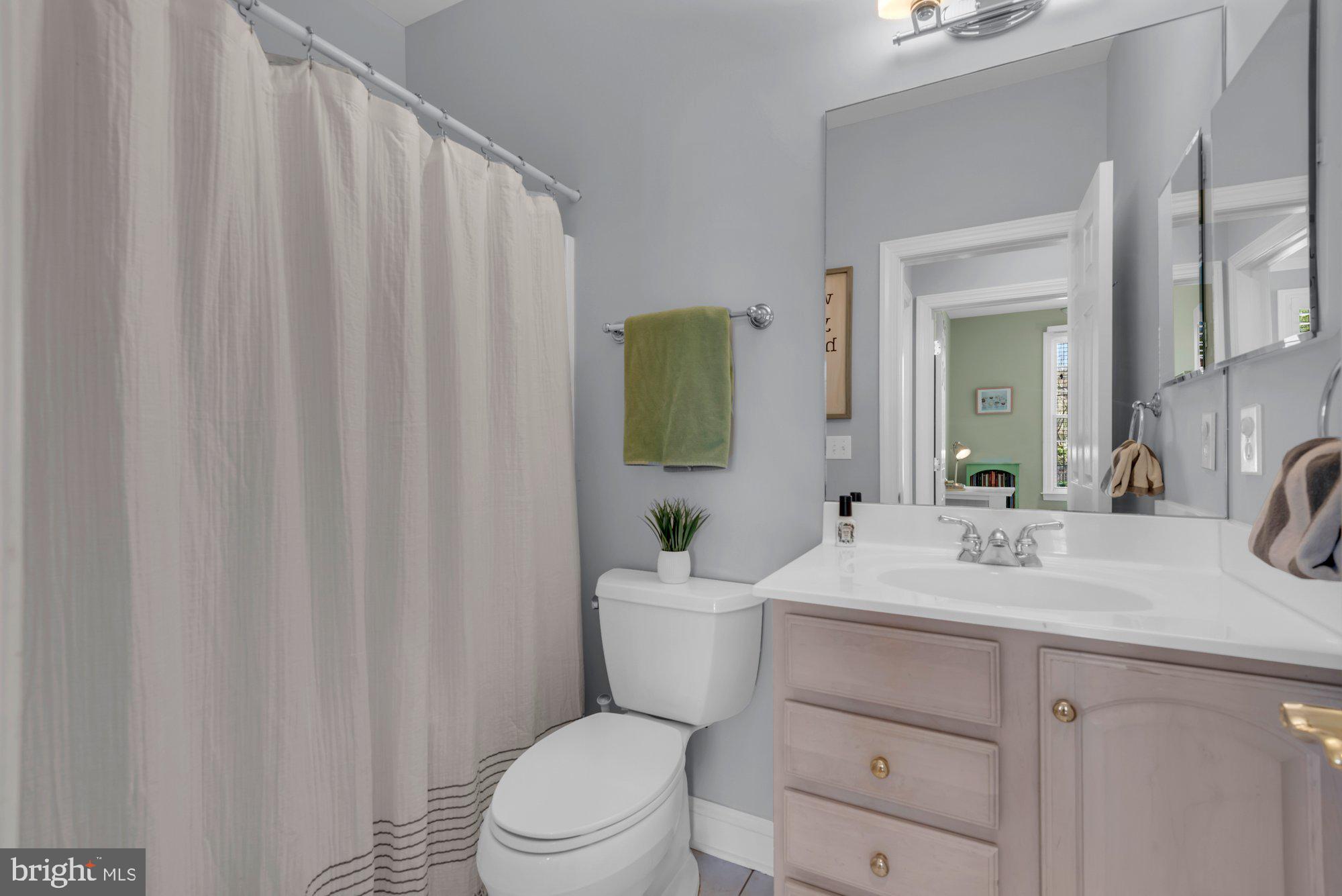 WEST ANNAPOLIS - Residential