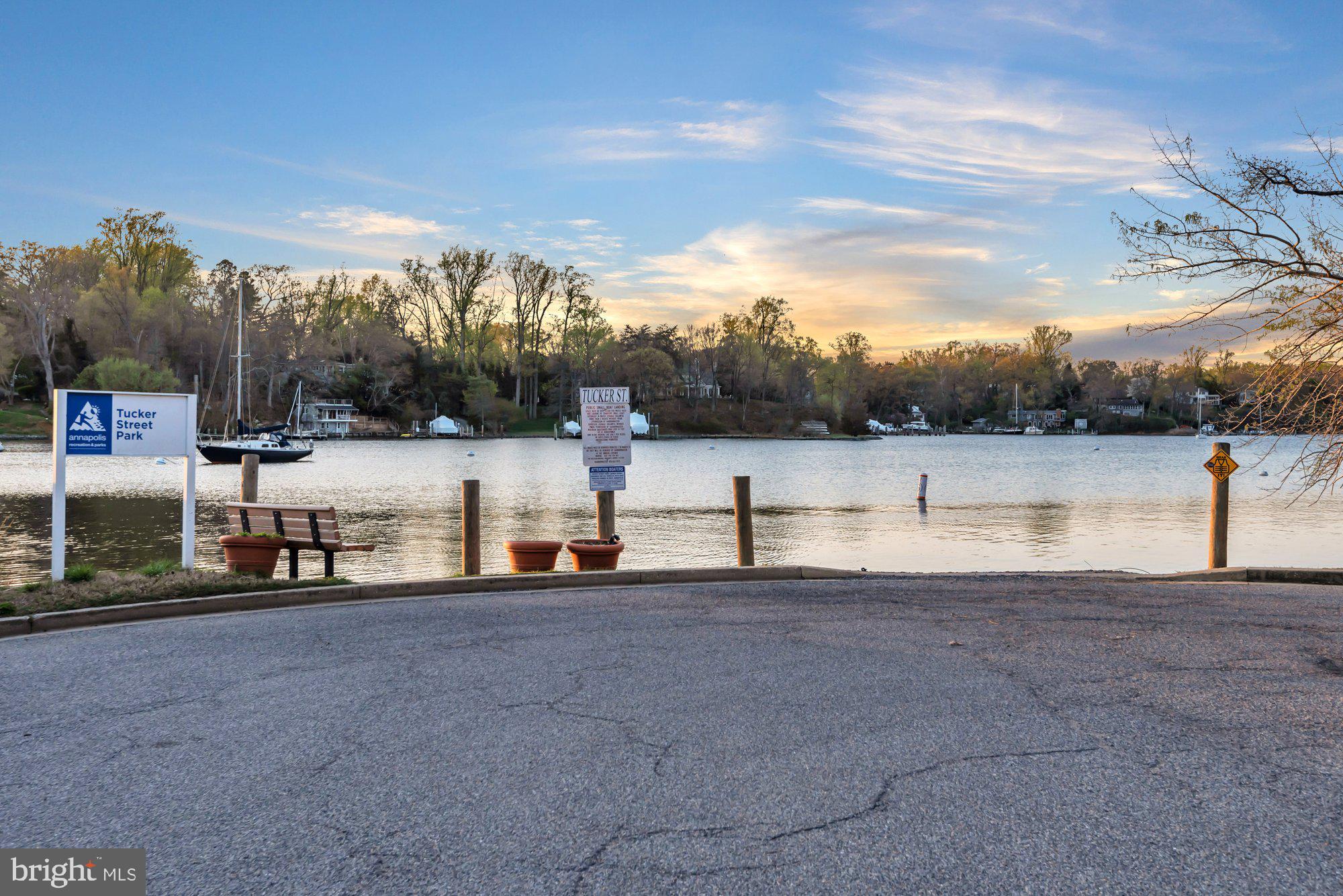 WEST ANNAPOLIS - Residential