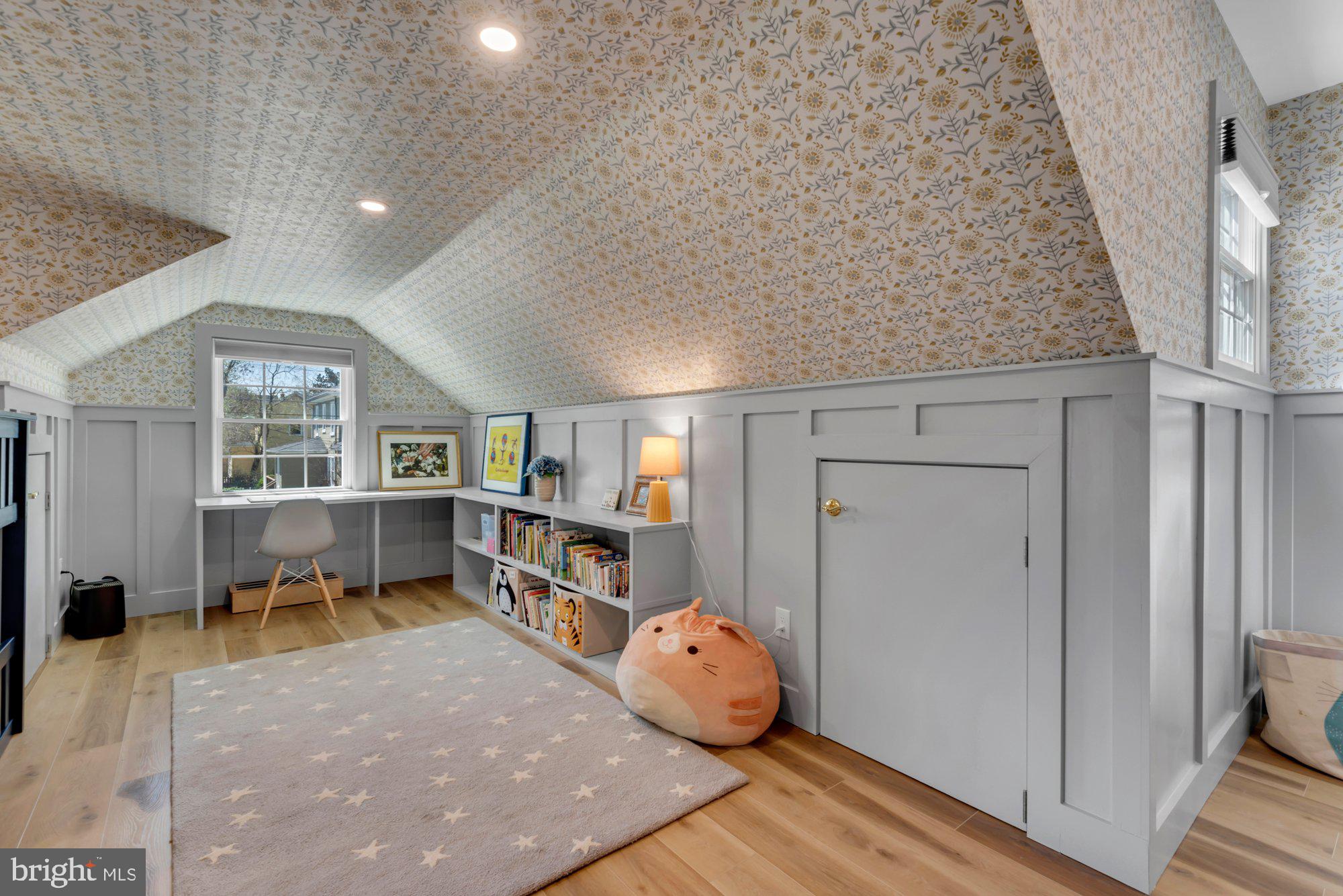 WEST ANNAPOLIS - Residential