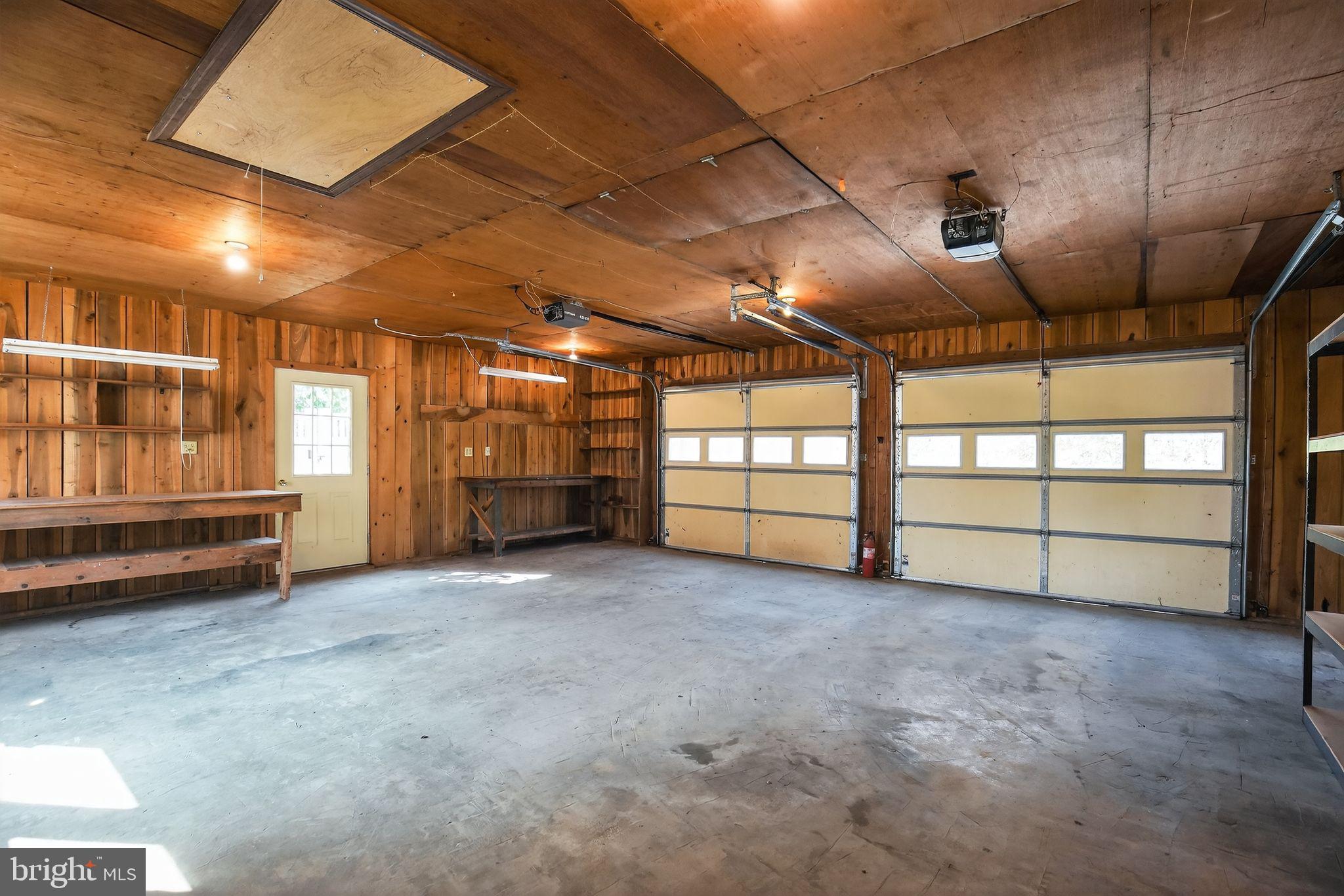 TOWER HILL - Residential