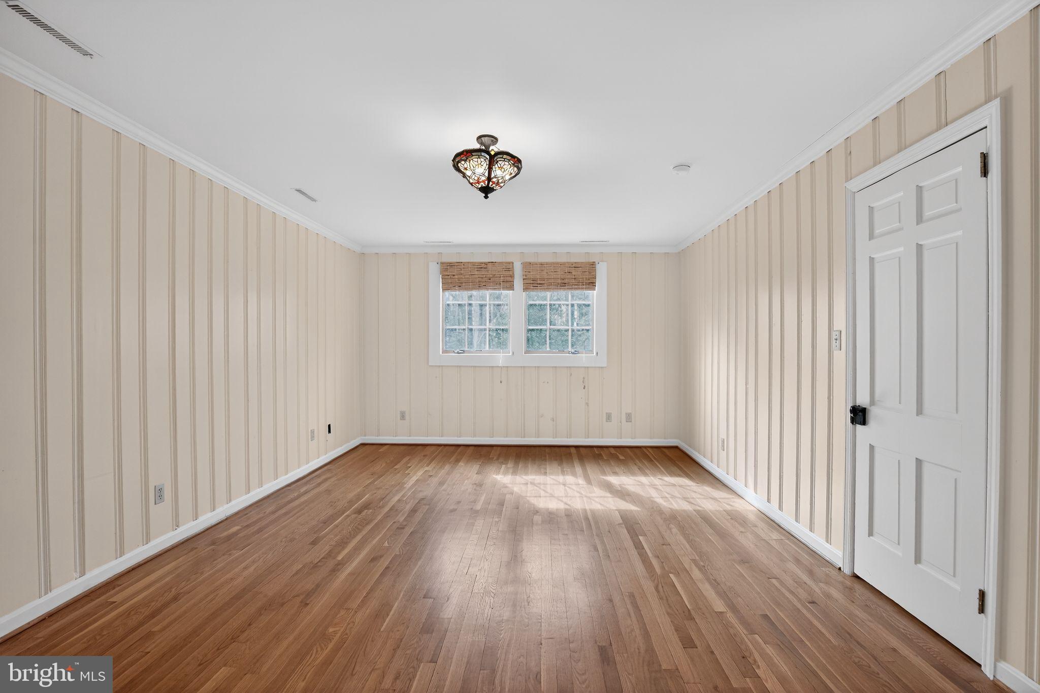 TOWER HILL - Residential