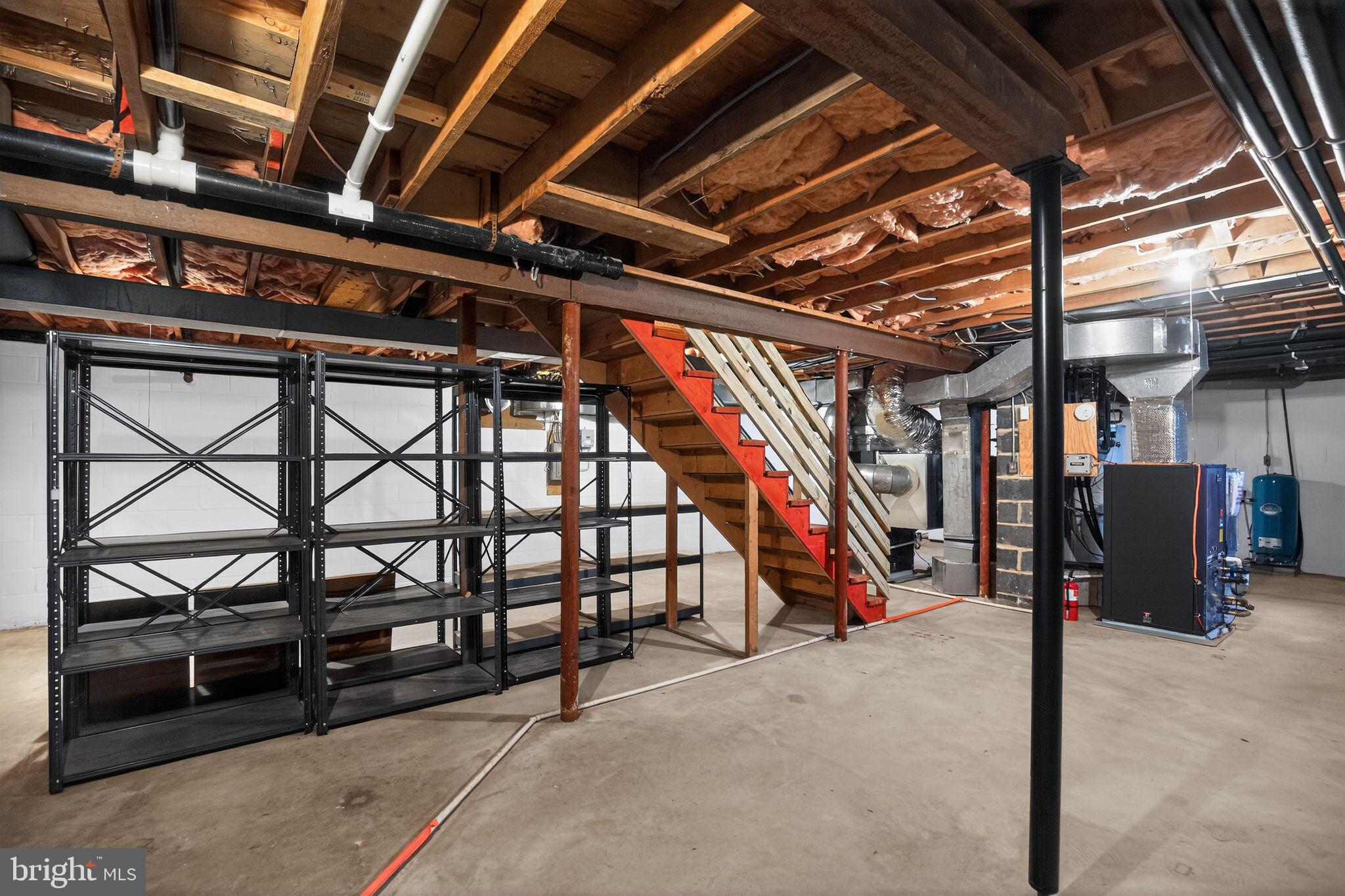 TOWER HILL - Residential