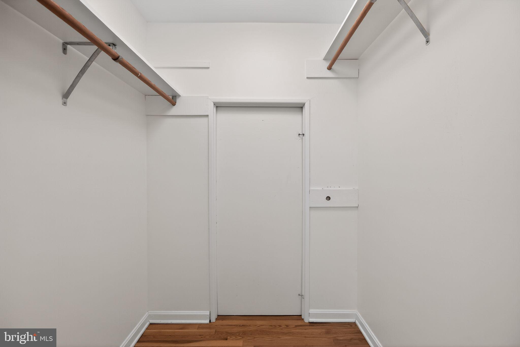 TOWER HILL - Residential