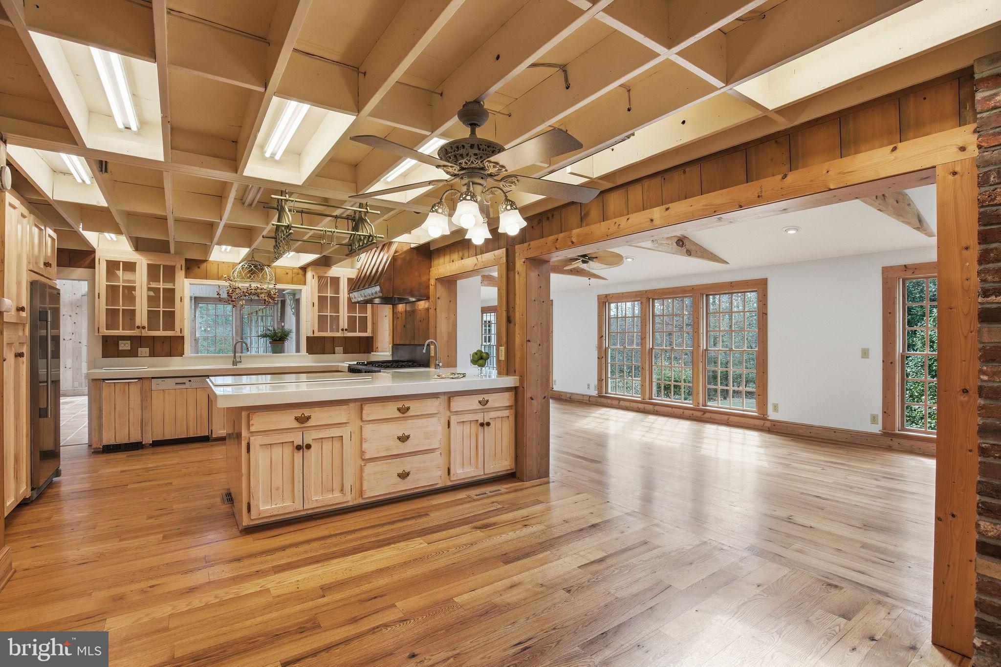 TOWER HILL - Residential