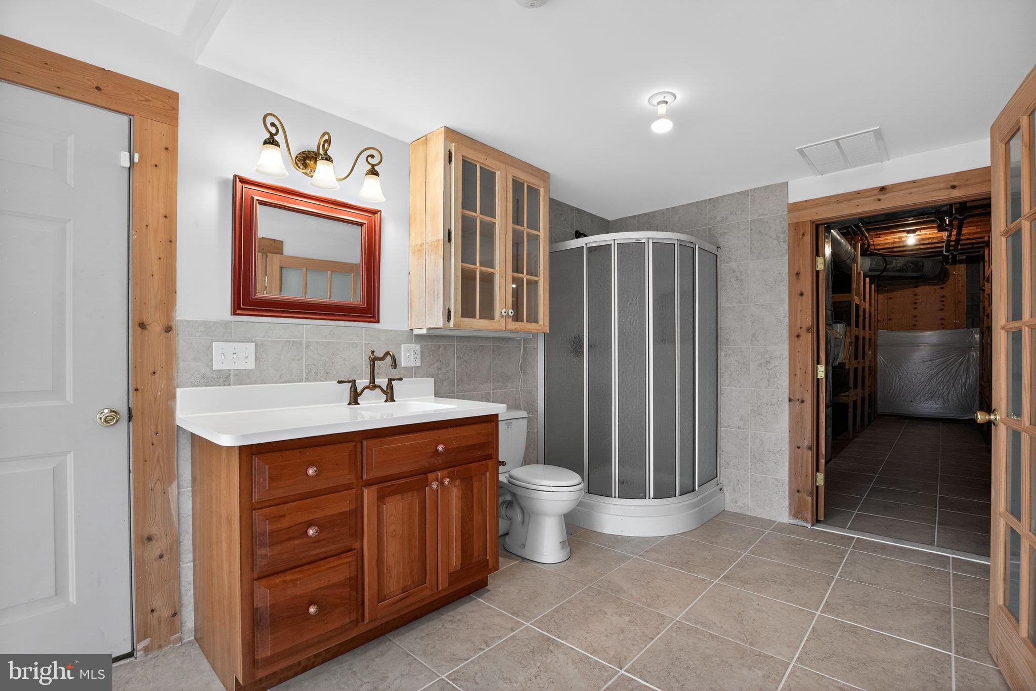 TOWER HILL - Residential