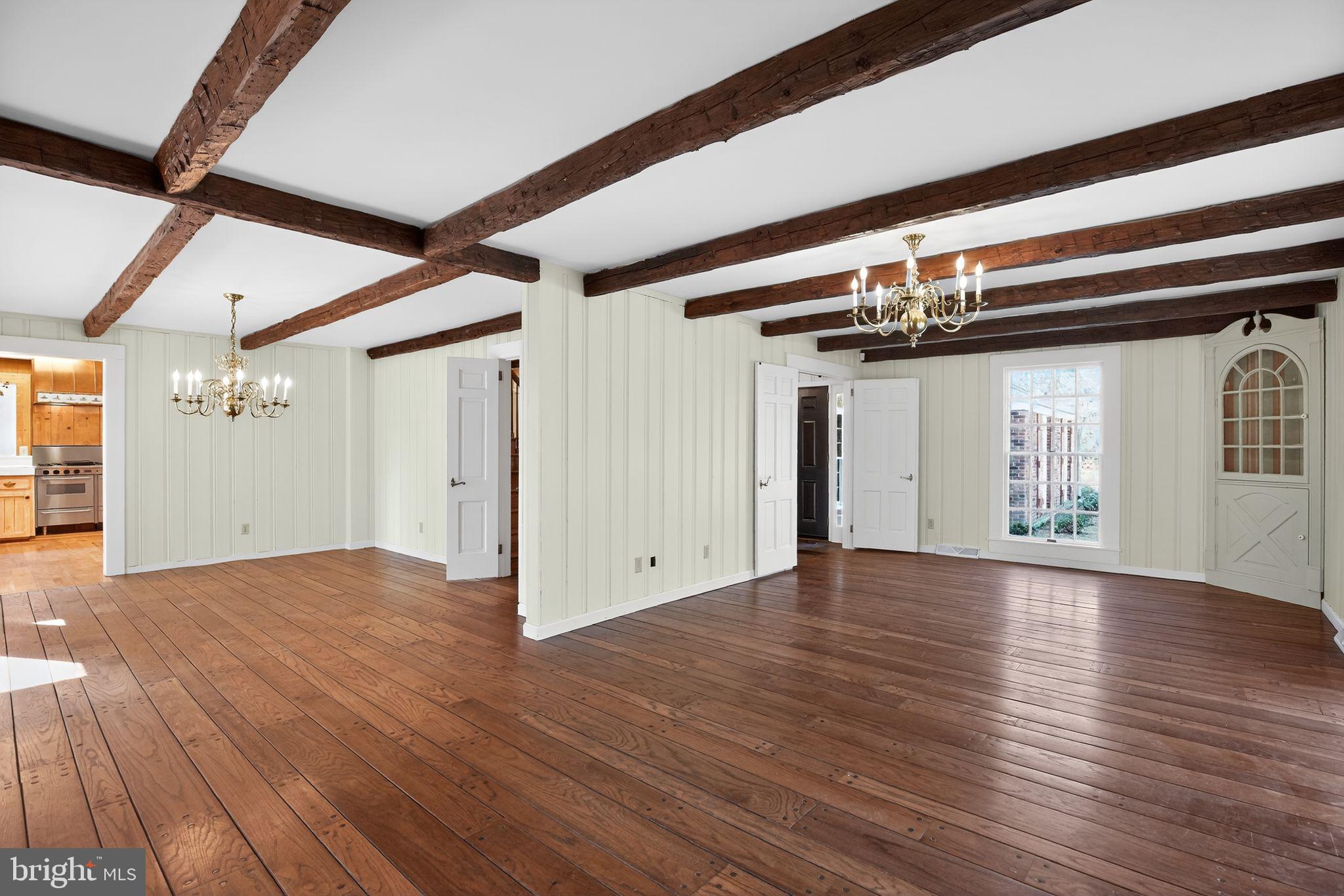 TOWER HILL - Residential