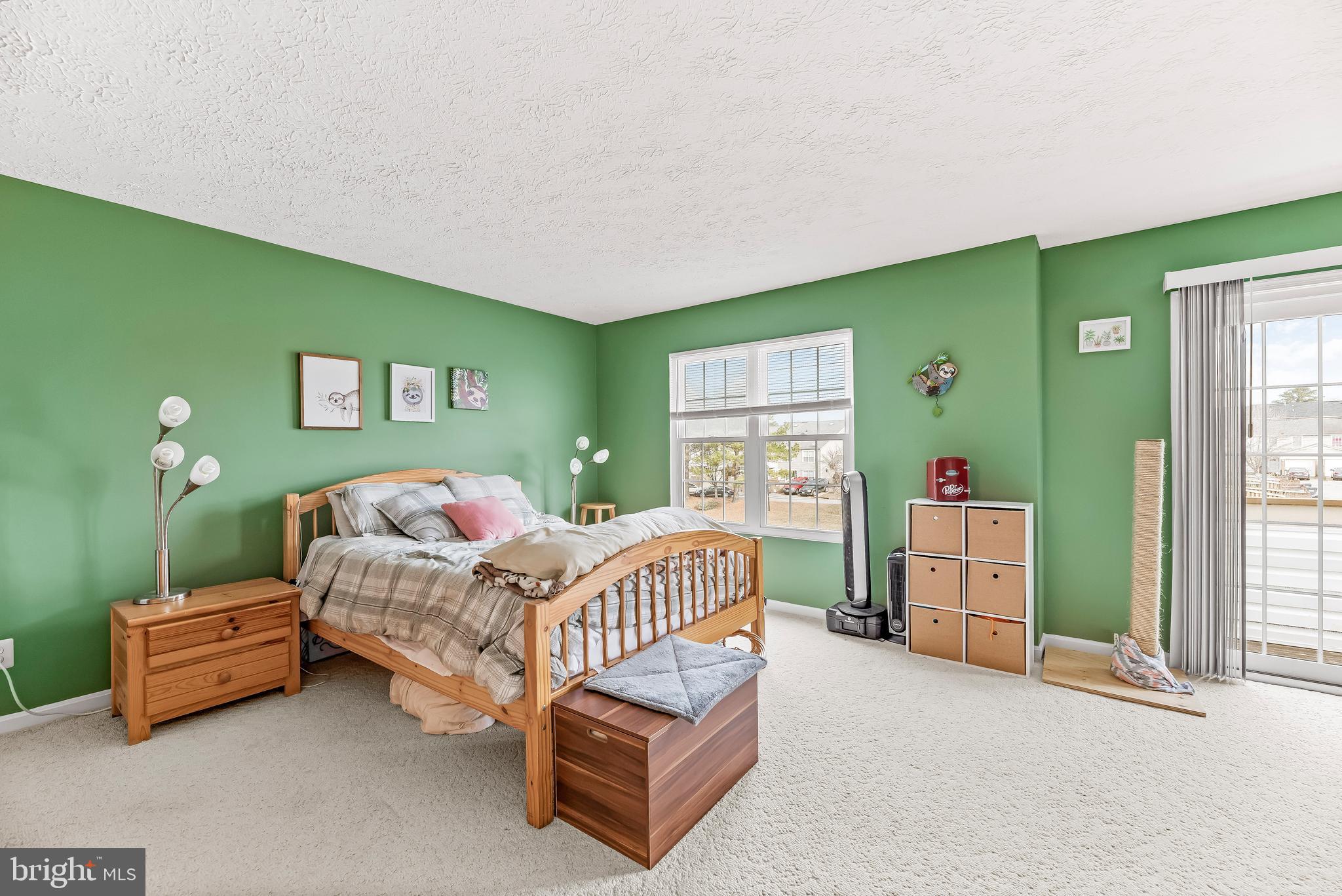 COLUMBIA COMMONS - Residential