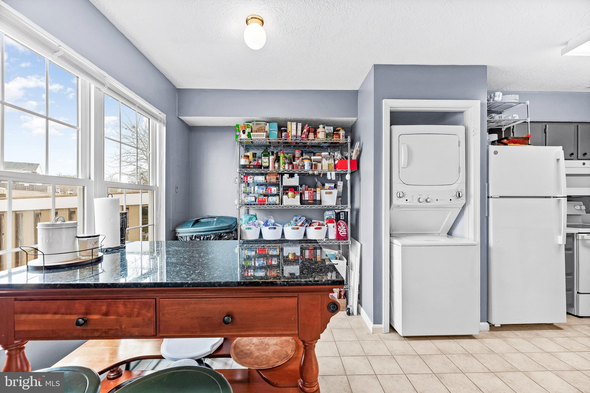 COLUMBIA COMMONS - Residential