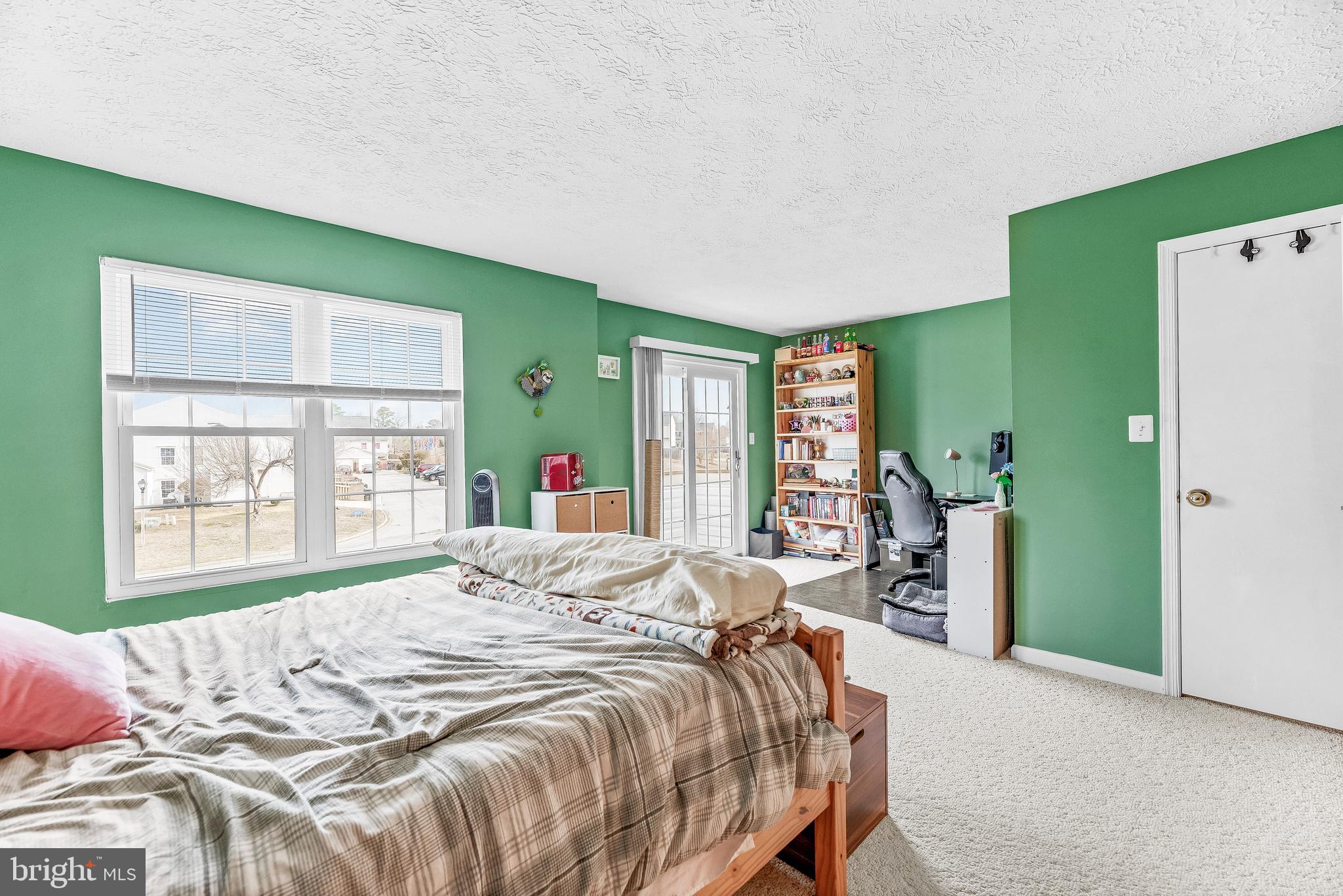 COLUMBIA COMMONS - Residential