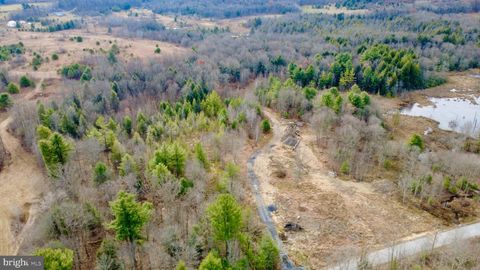 1042 LOWER HOLLOW ROAD MORRISDALE PA 16858