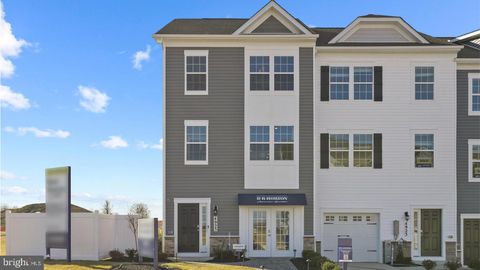 Townhouse For Sale - 22 Merion Avenue<br/> ROSEDALE, MD 21237