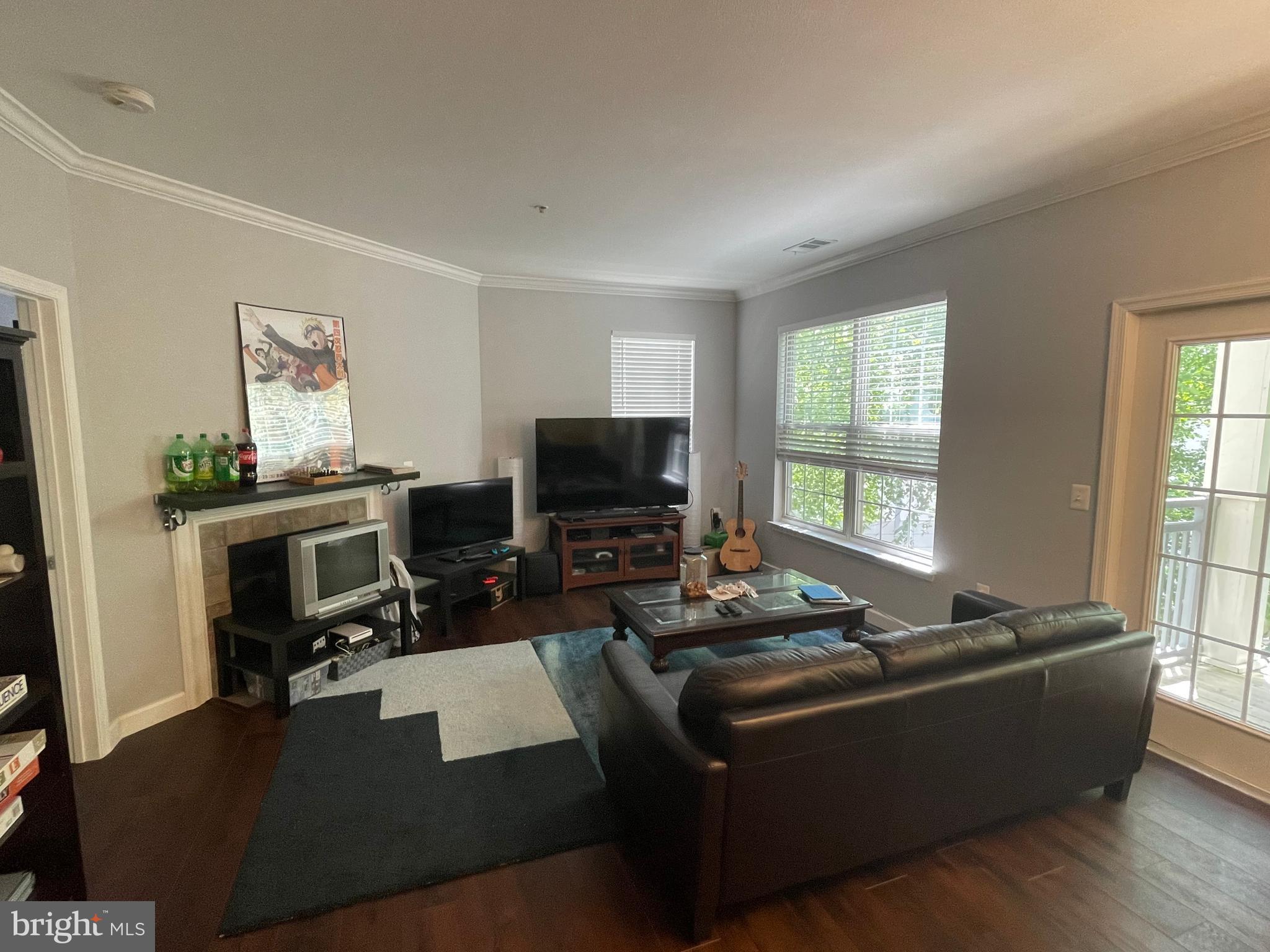 HIGH POINTE AT JEFFERSON PARK - Residential Lease