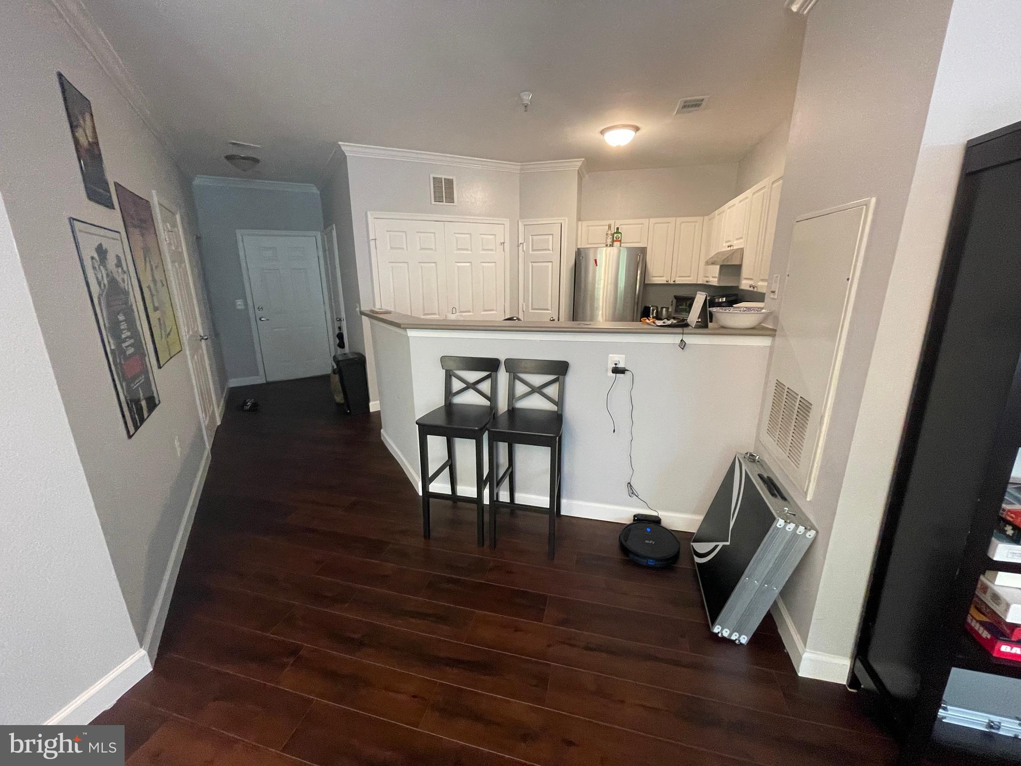 HIGH POINTE AT JEFFERSON PARK - Residential Lease