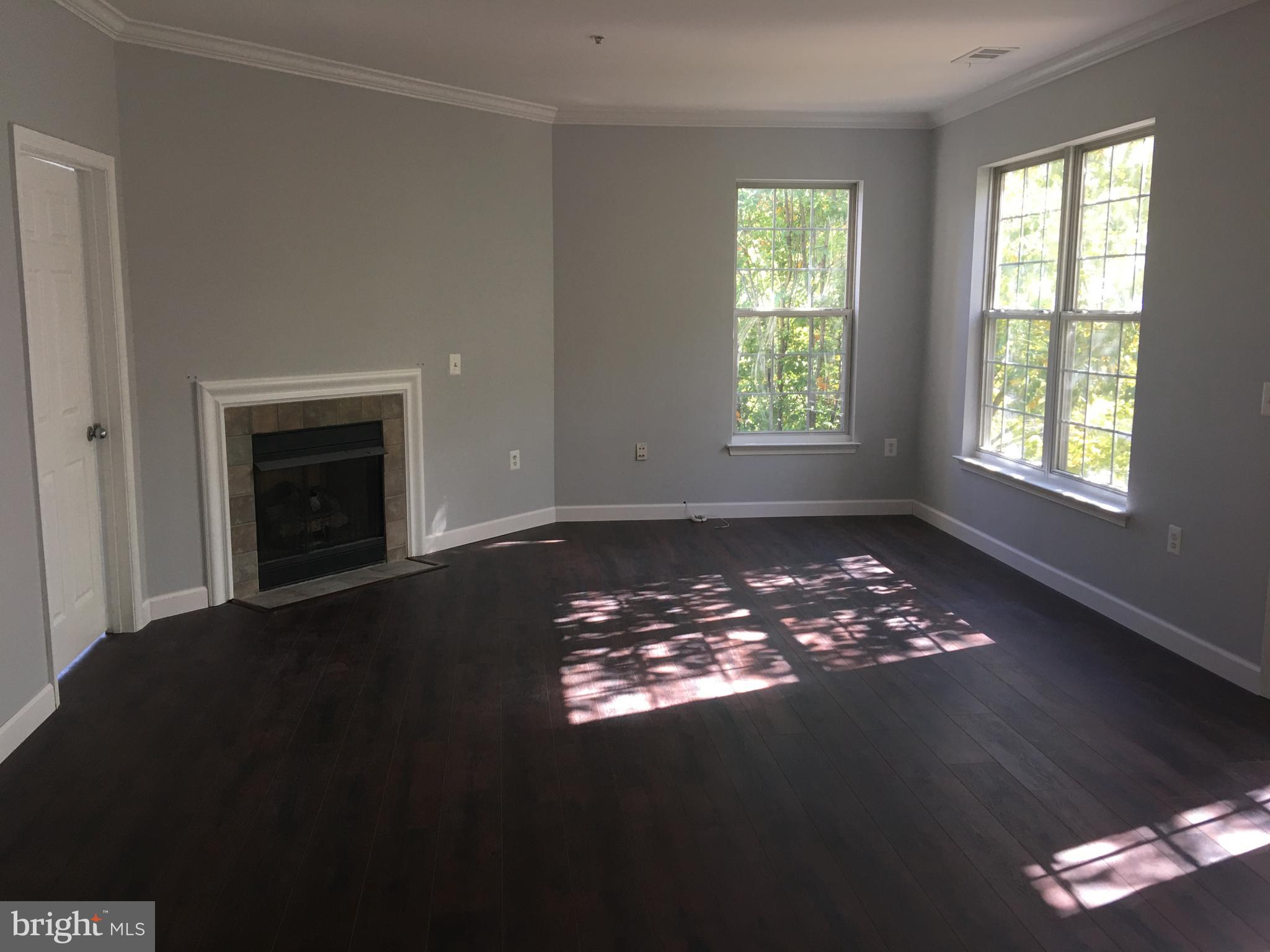 HIGH POINTE AT JEFFERSON PARK - Residential Lease