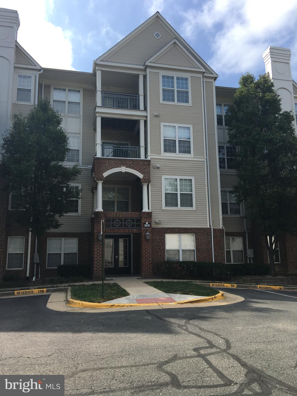 HIGH POINTE AT JEFFERSON PARK - Residential Lease