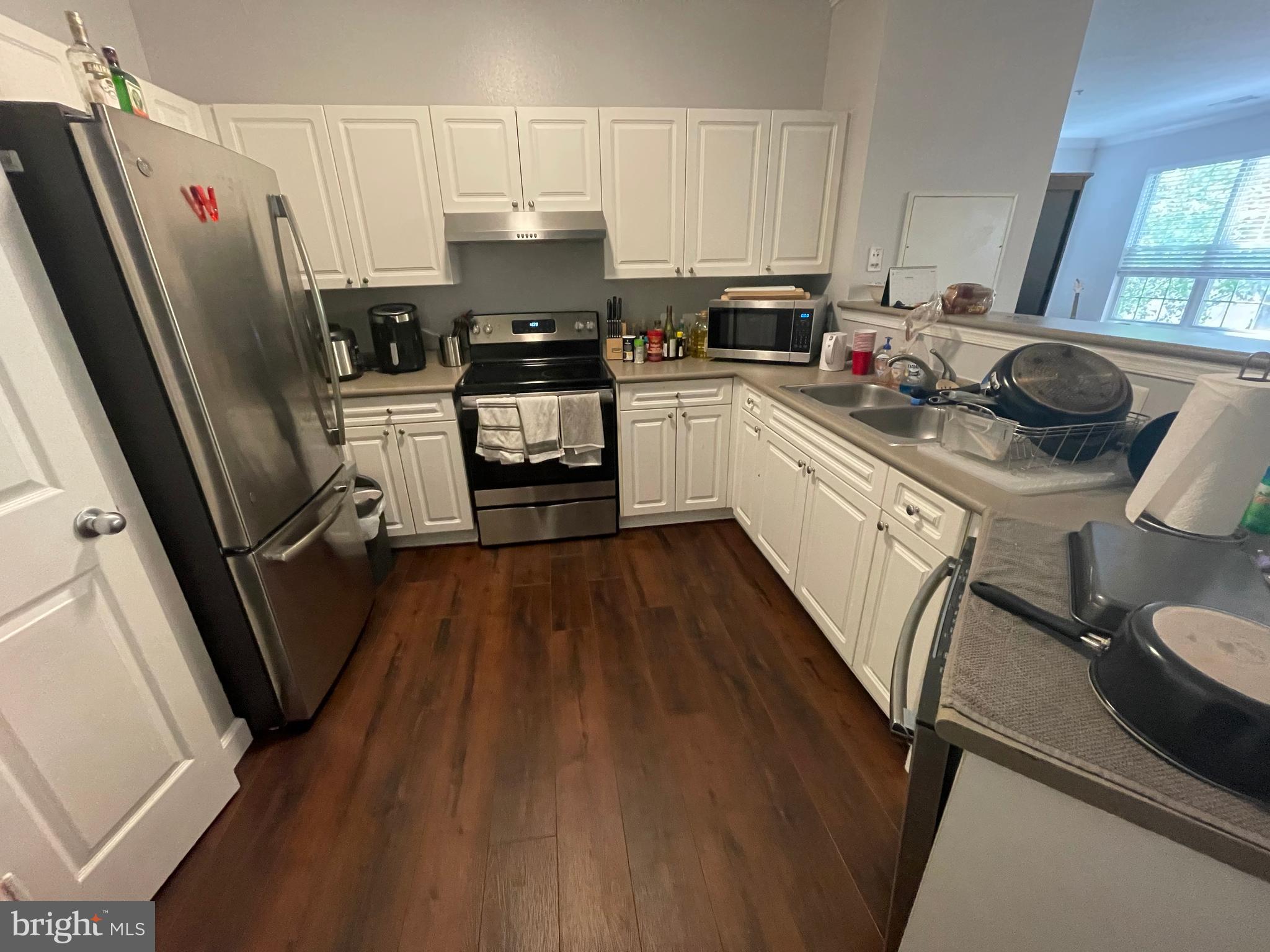 HIGH POINTE AT JEFFERSON PARK - Residential Lease