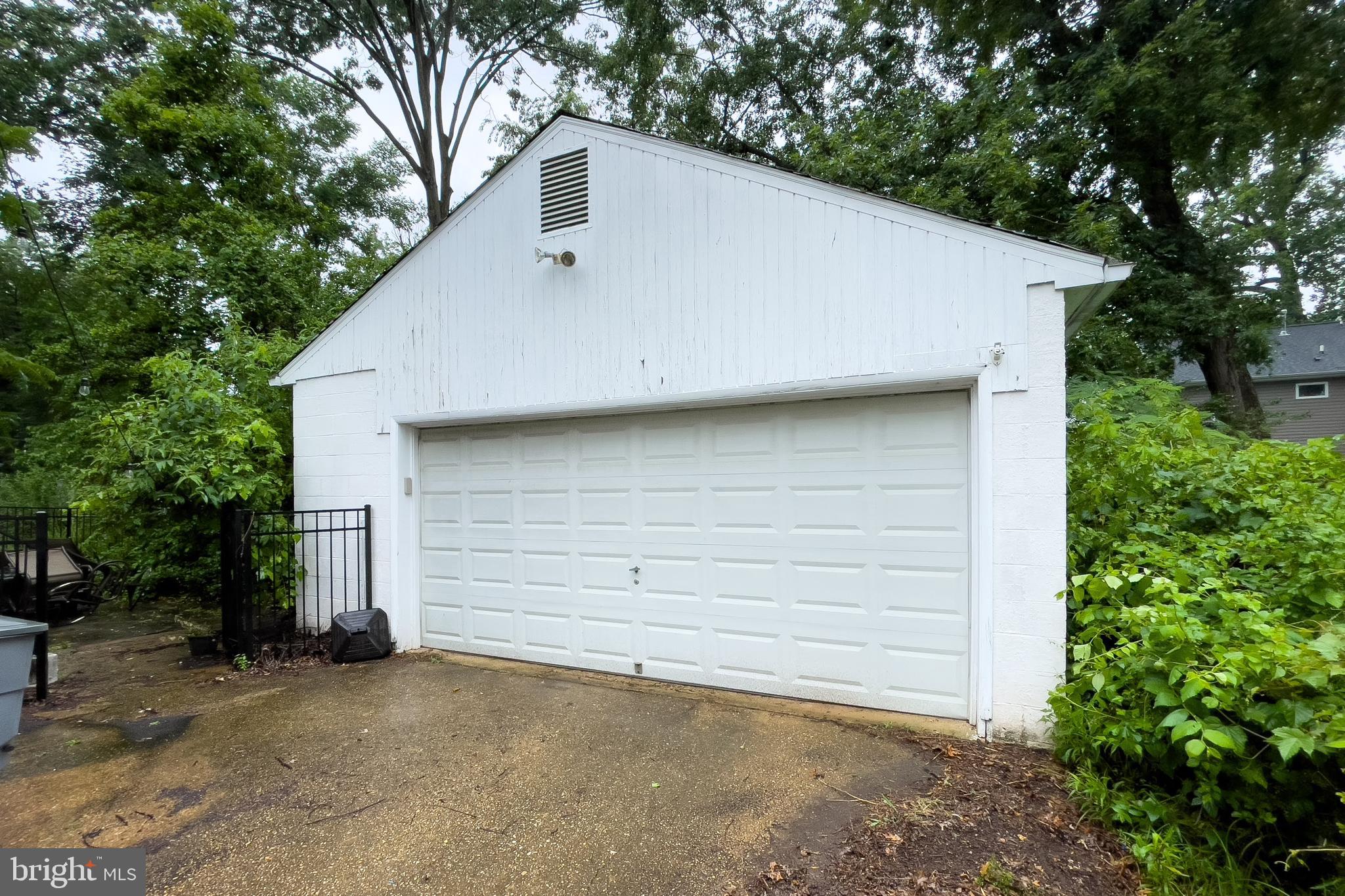 BEL AIR - Residential