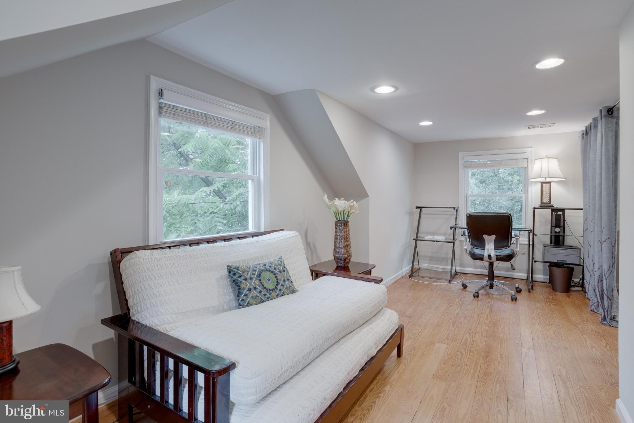 BEL AIR - Residential